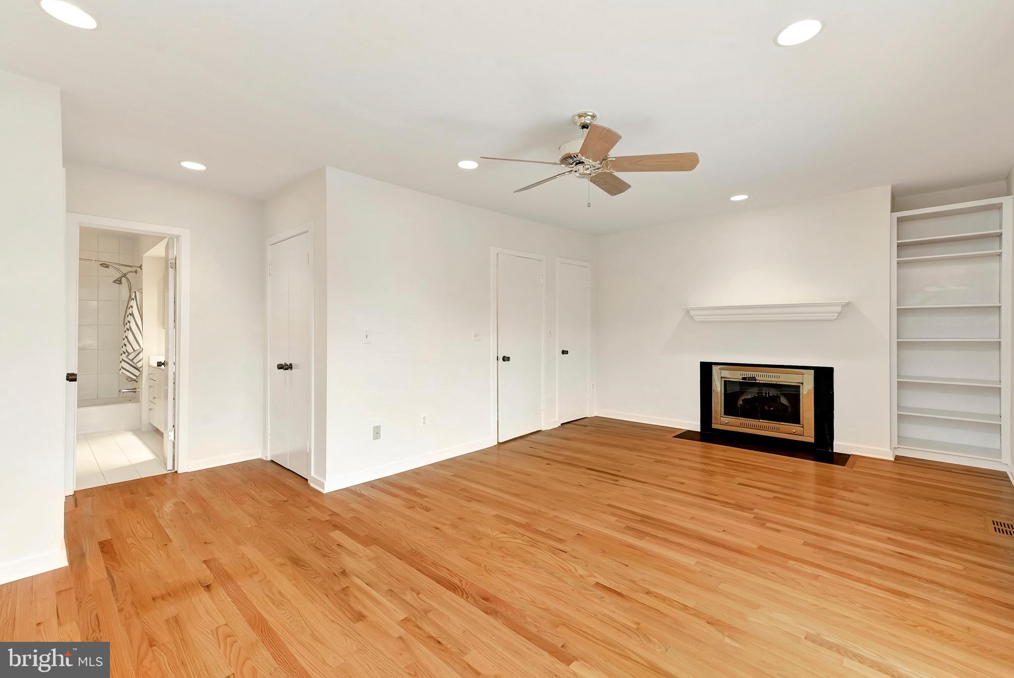 CHESAPEAKE LANDING - Residential