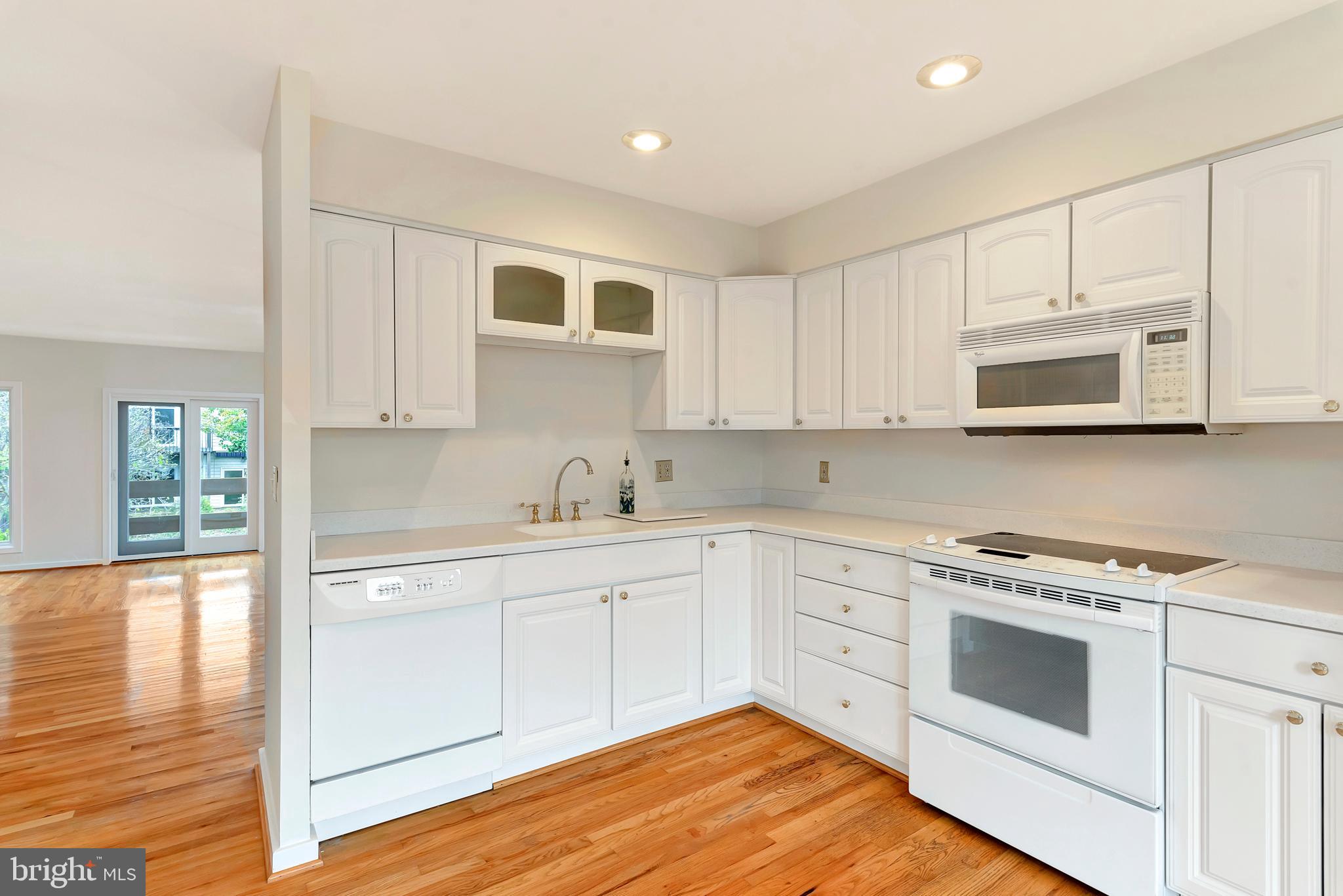 CHESAPEAKE LANDING - Residential