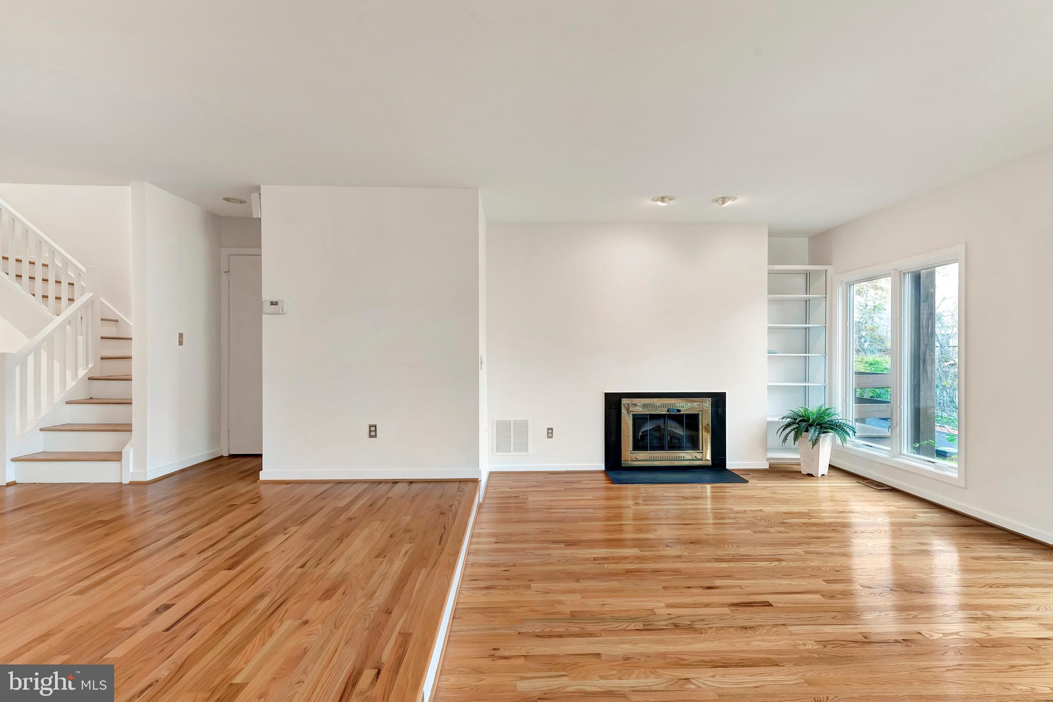 CHESAPEAKE LANDING - Residential