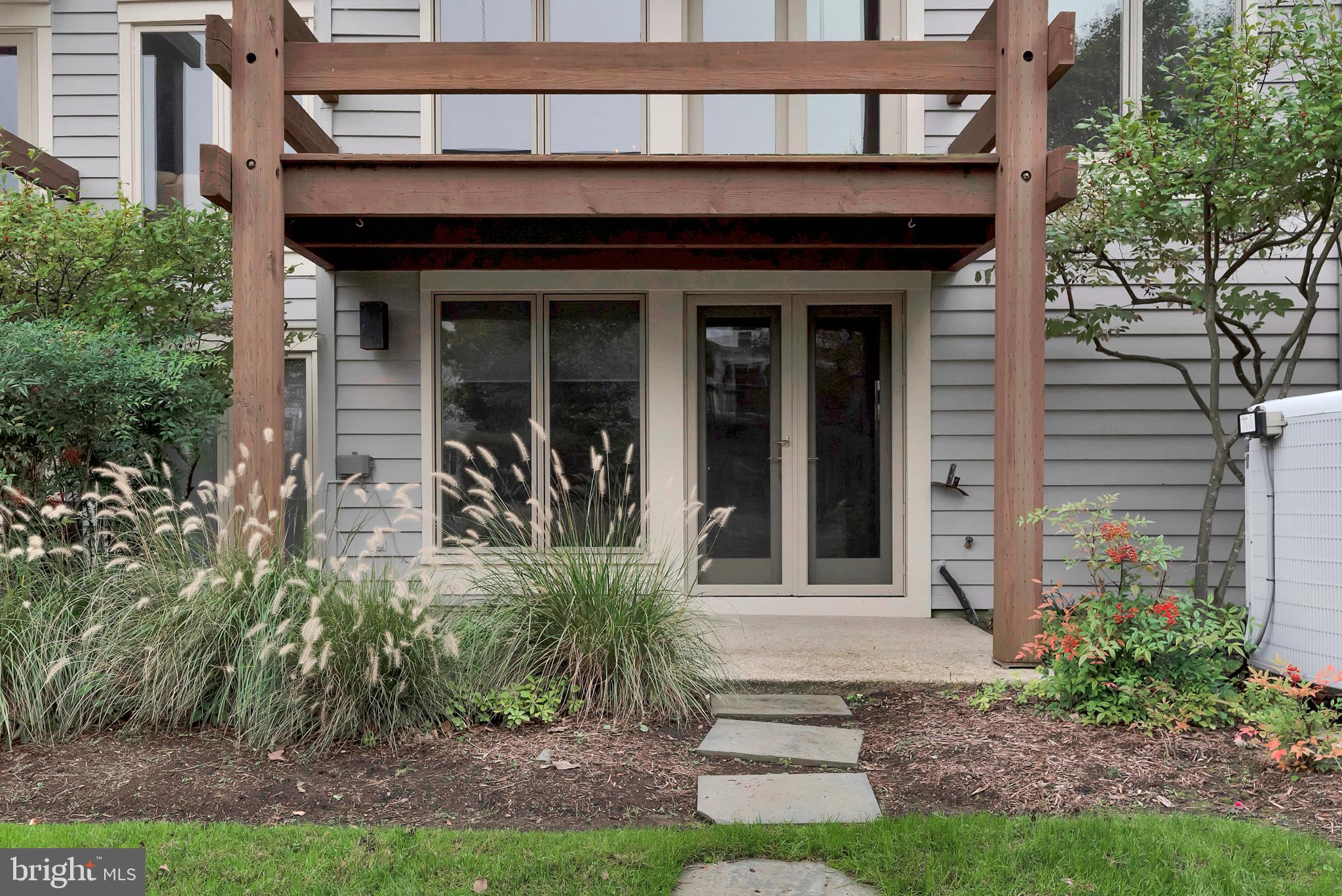 CHESAPEAKE LANDING - Residential