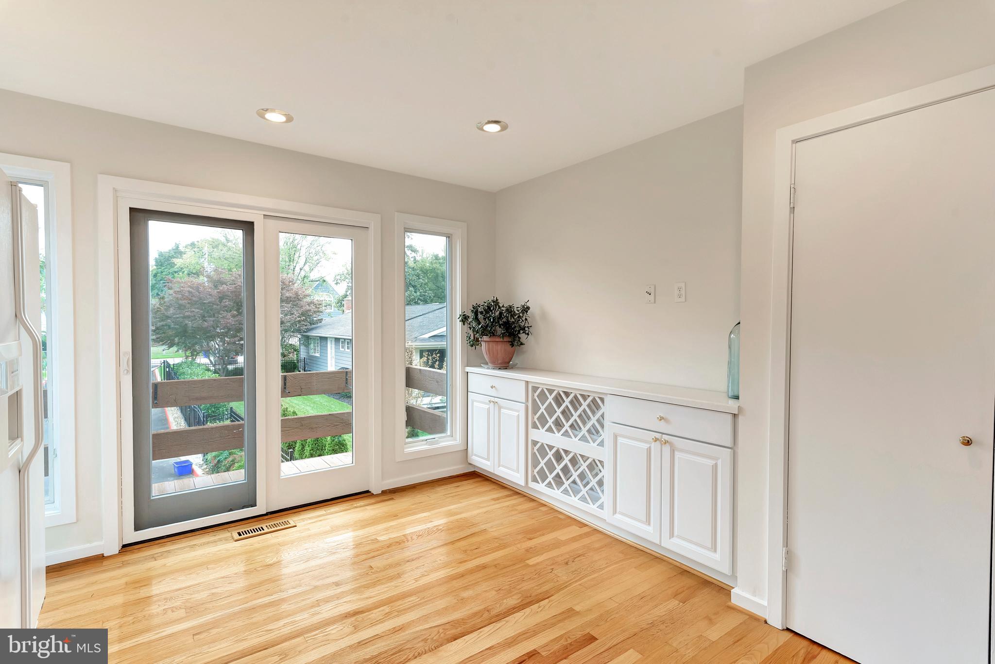 CHESAPEAKE LANDING - Residential