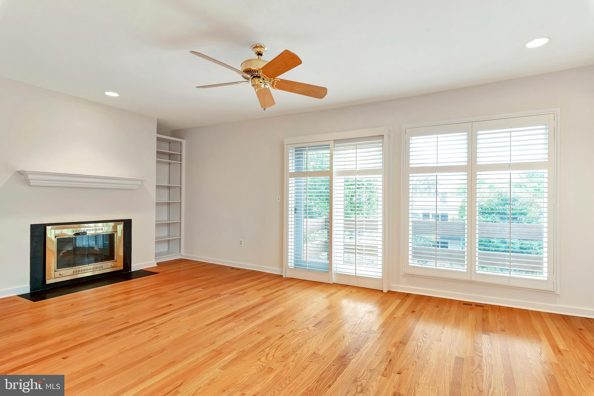 CHESAPEAKE LANDING - Residential