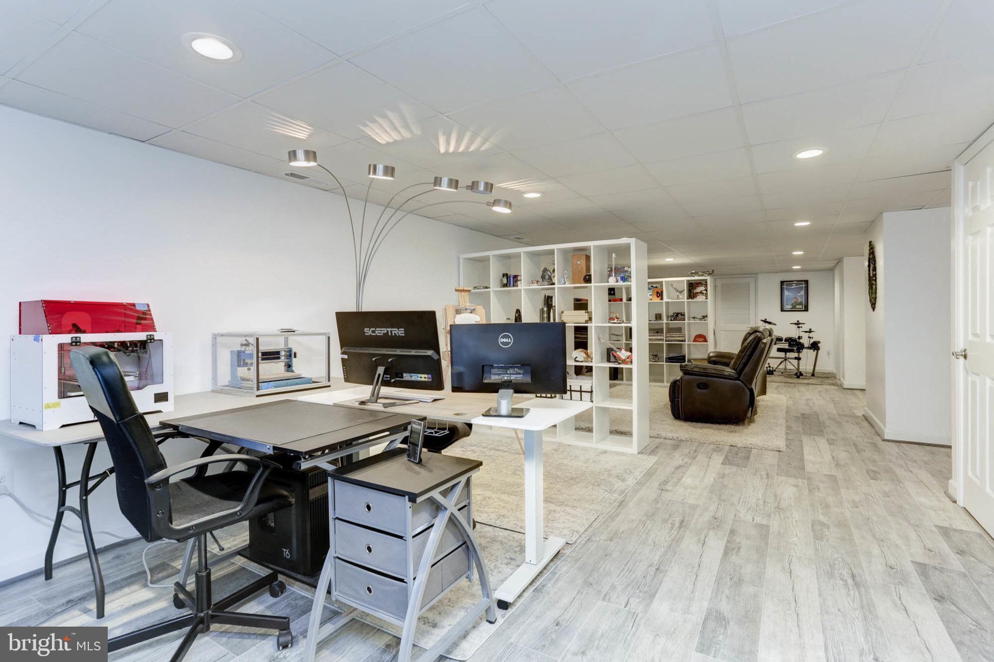 WILLOW WOODS - Residential