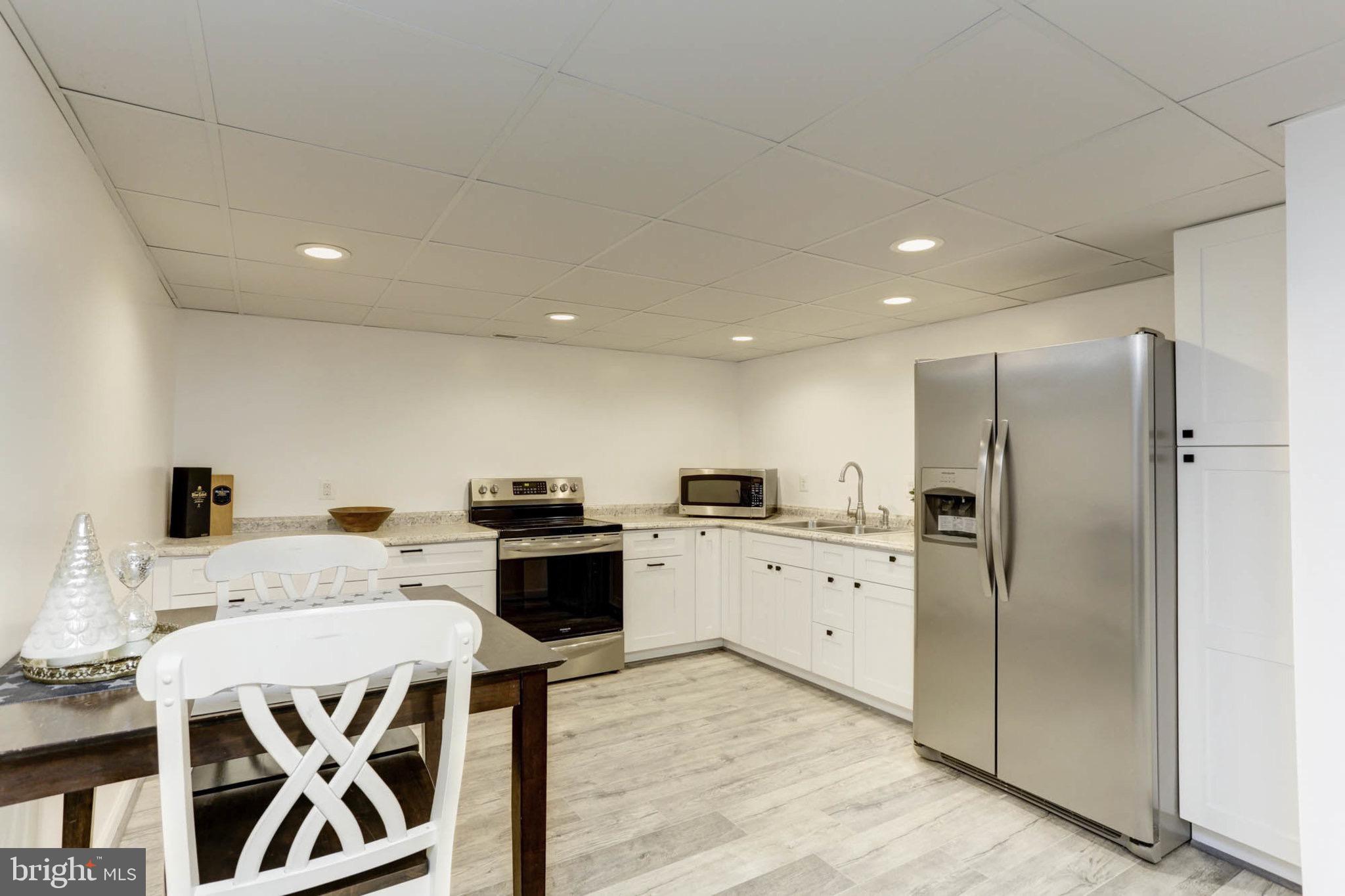 WILLOW WOODS - Residential