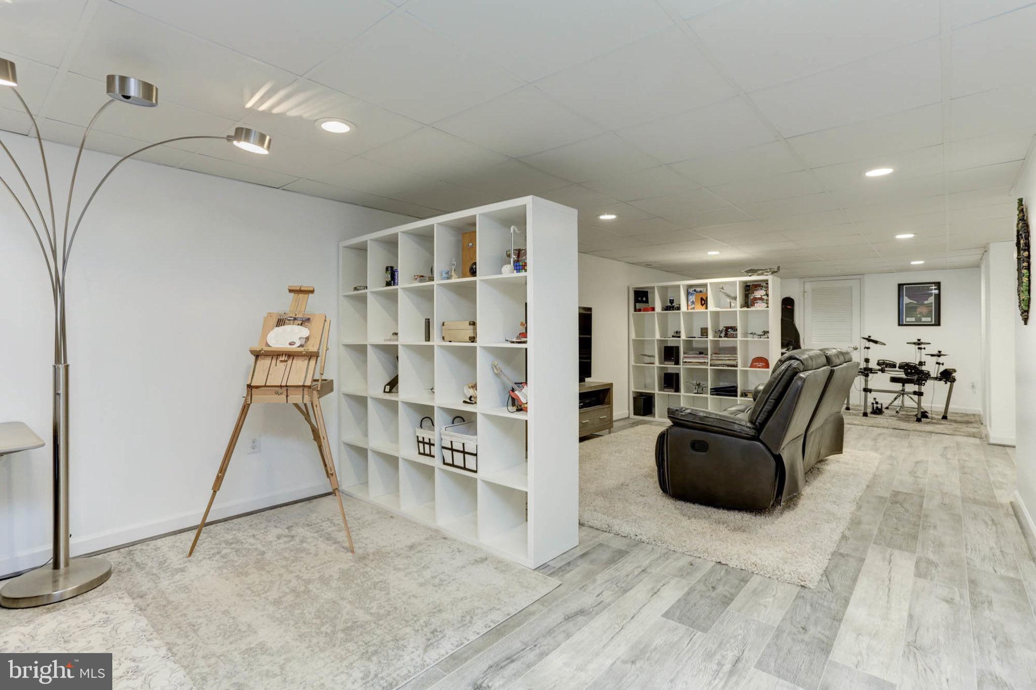 WILLOW WOODS - Residential