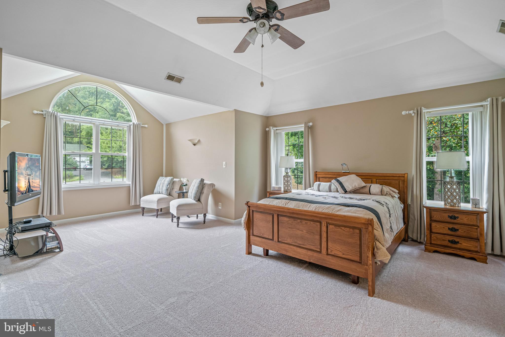 QUEENSBERRY - Residential