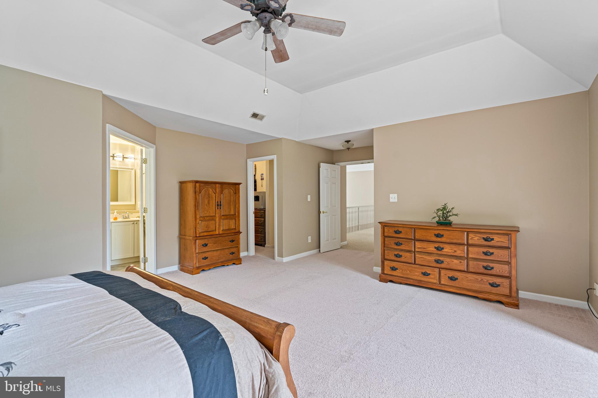 QUEENSBERRY - Residential