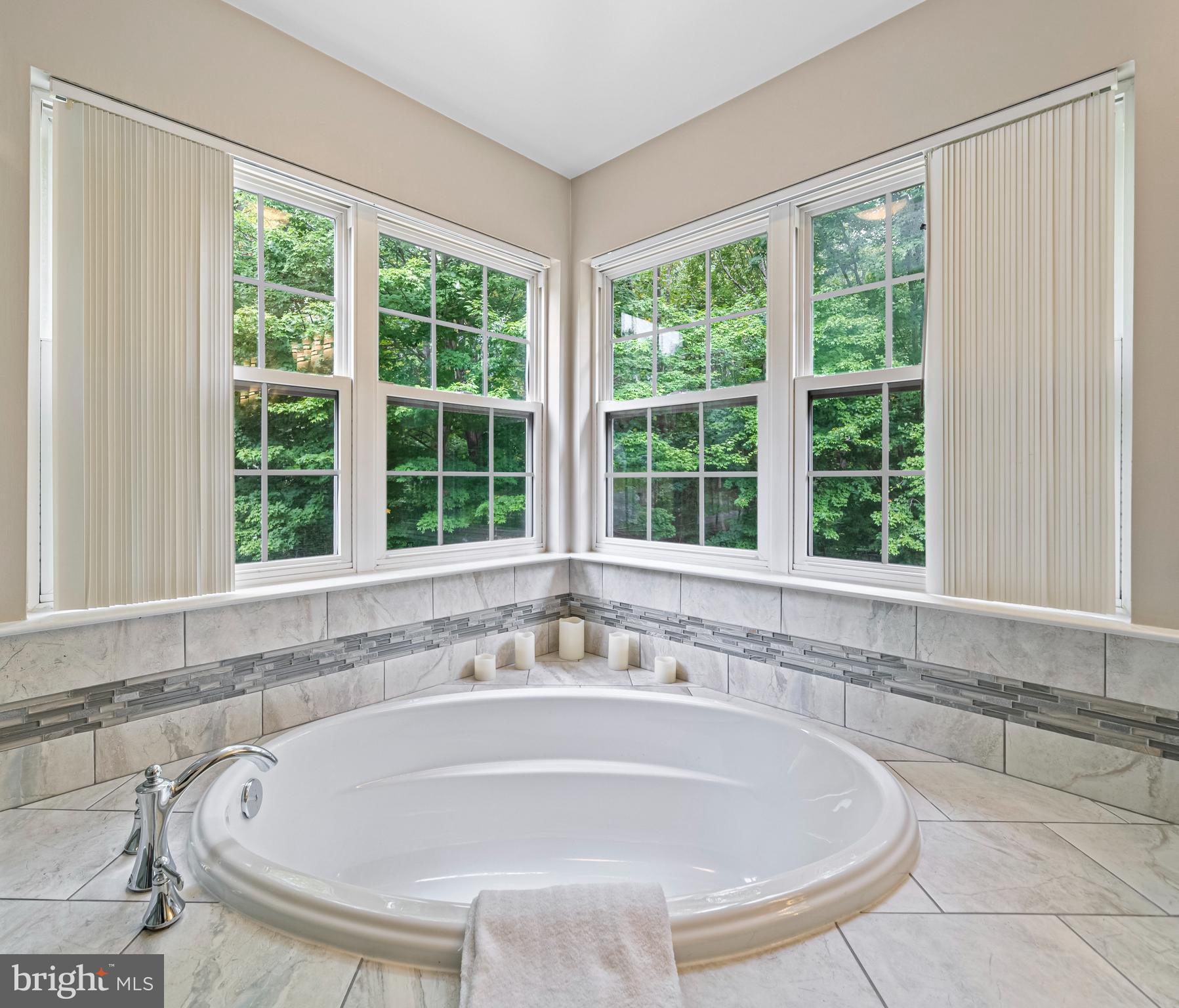 QUEENSBERRY - Residential