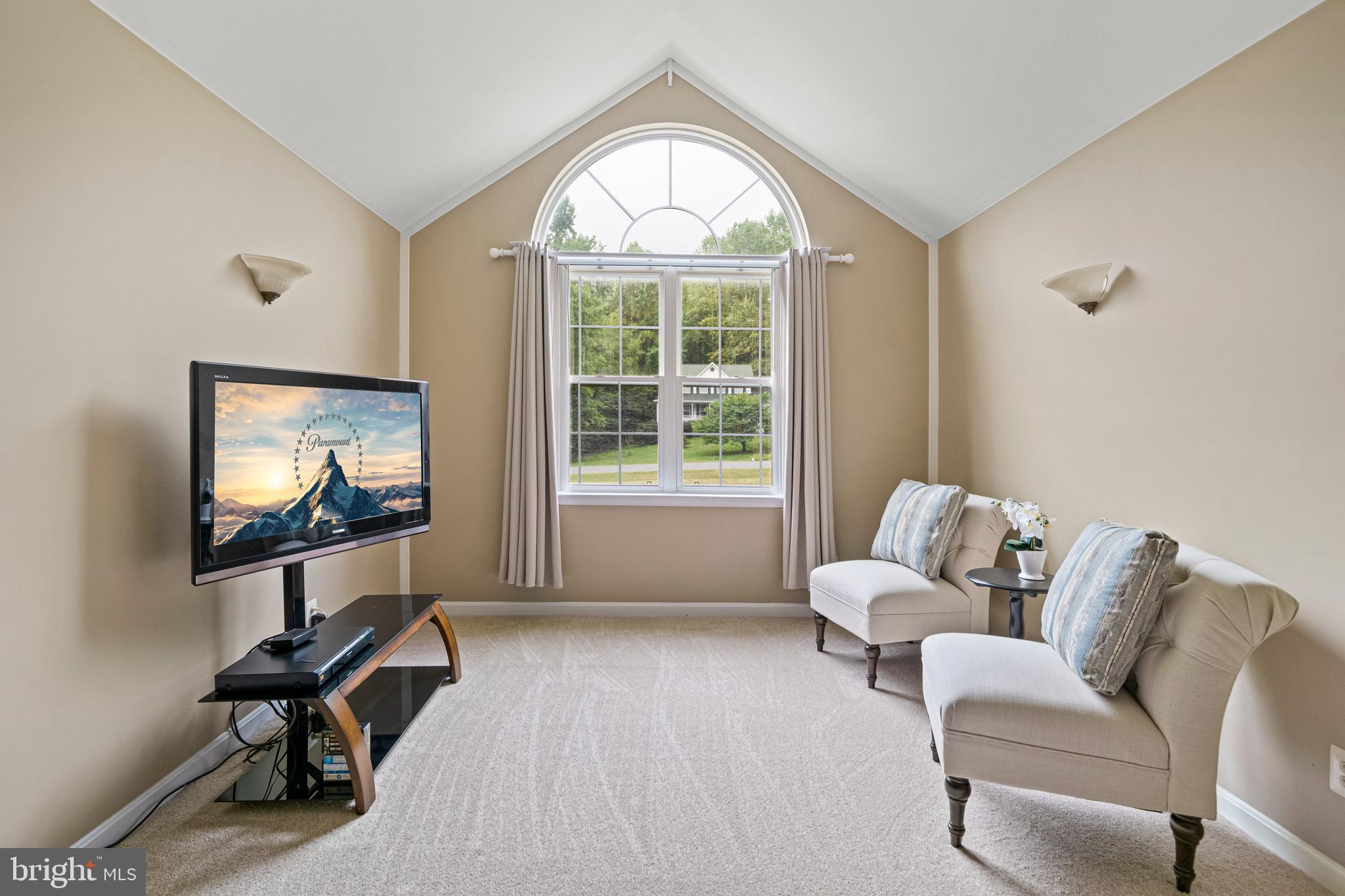 QUEENSBERRY - Residential