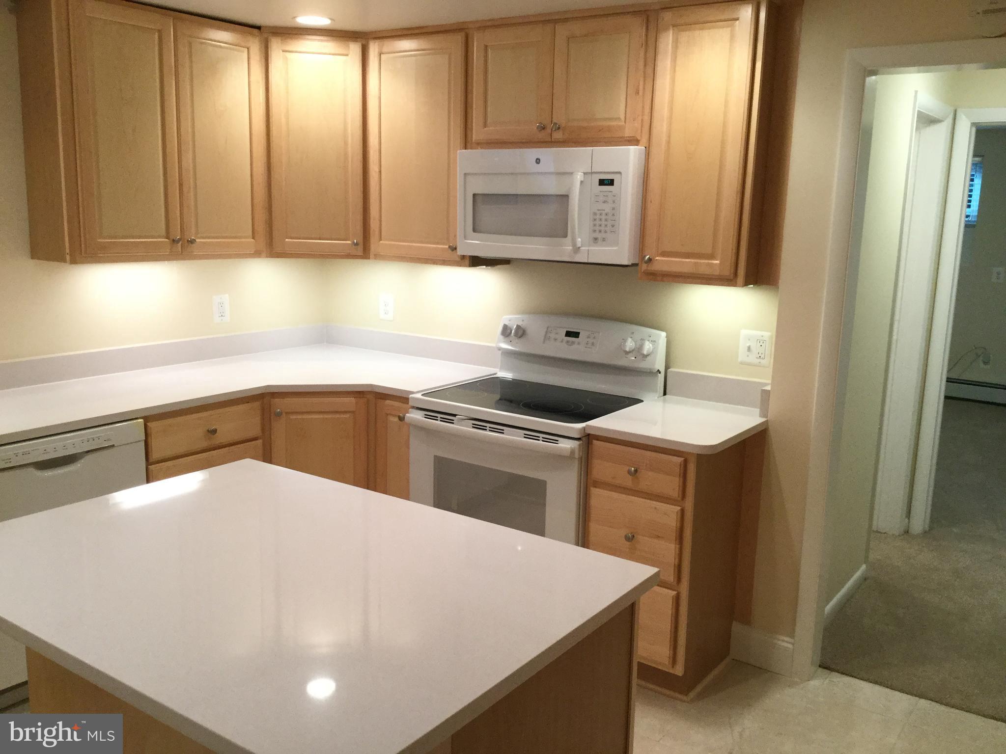 LYON PARK - Residential Lease