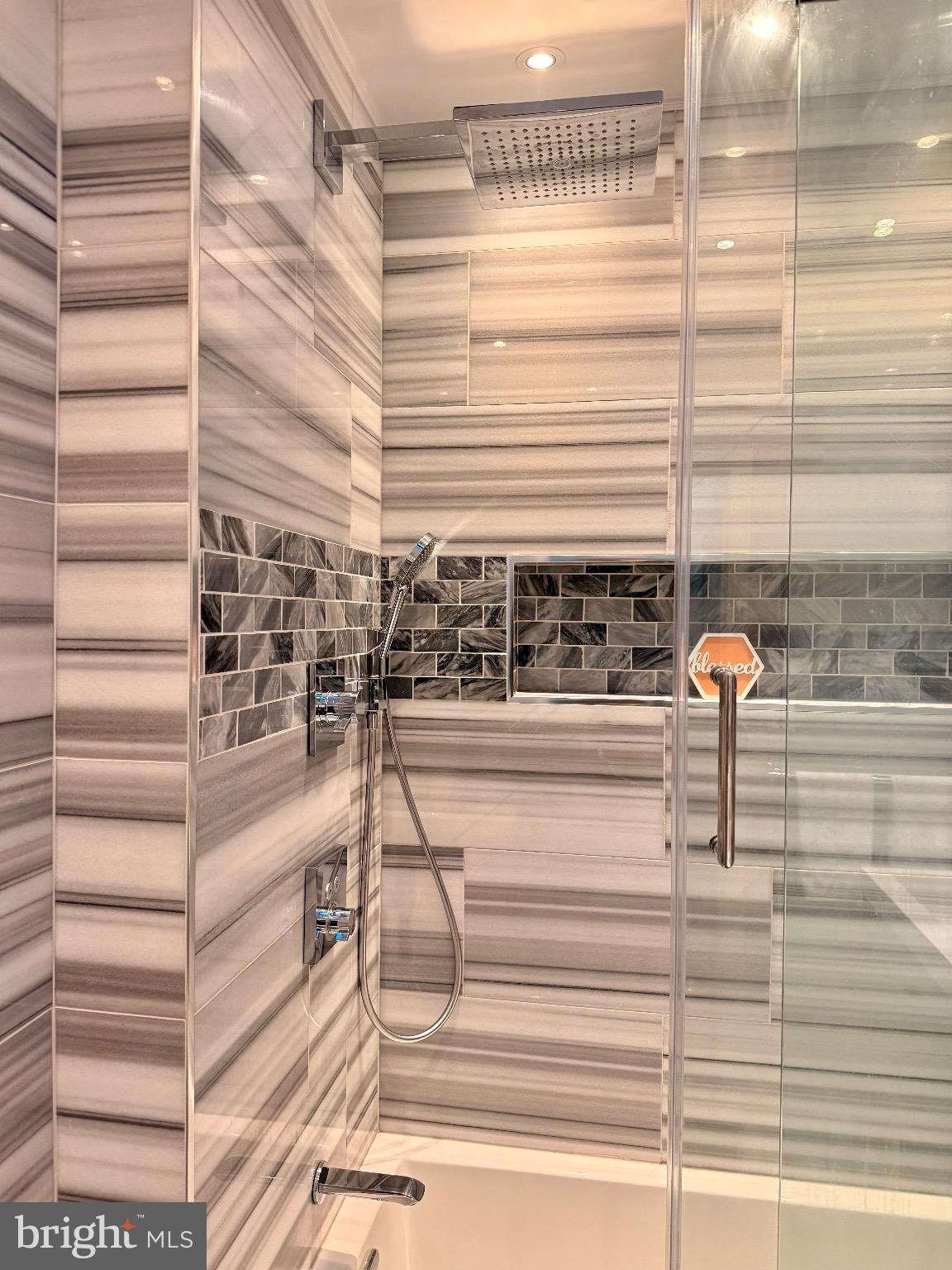 GRAYS FERRY - Residential Lease