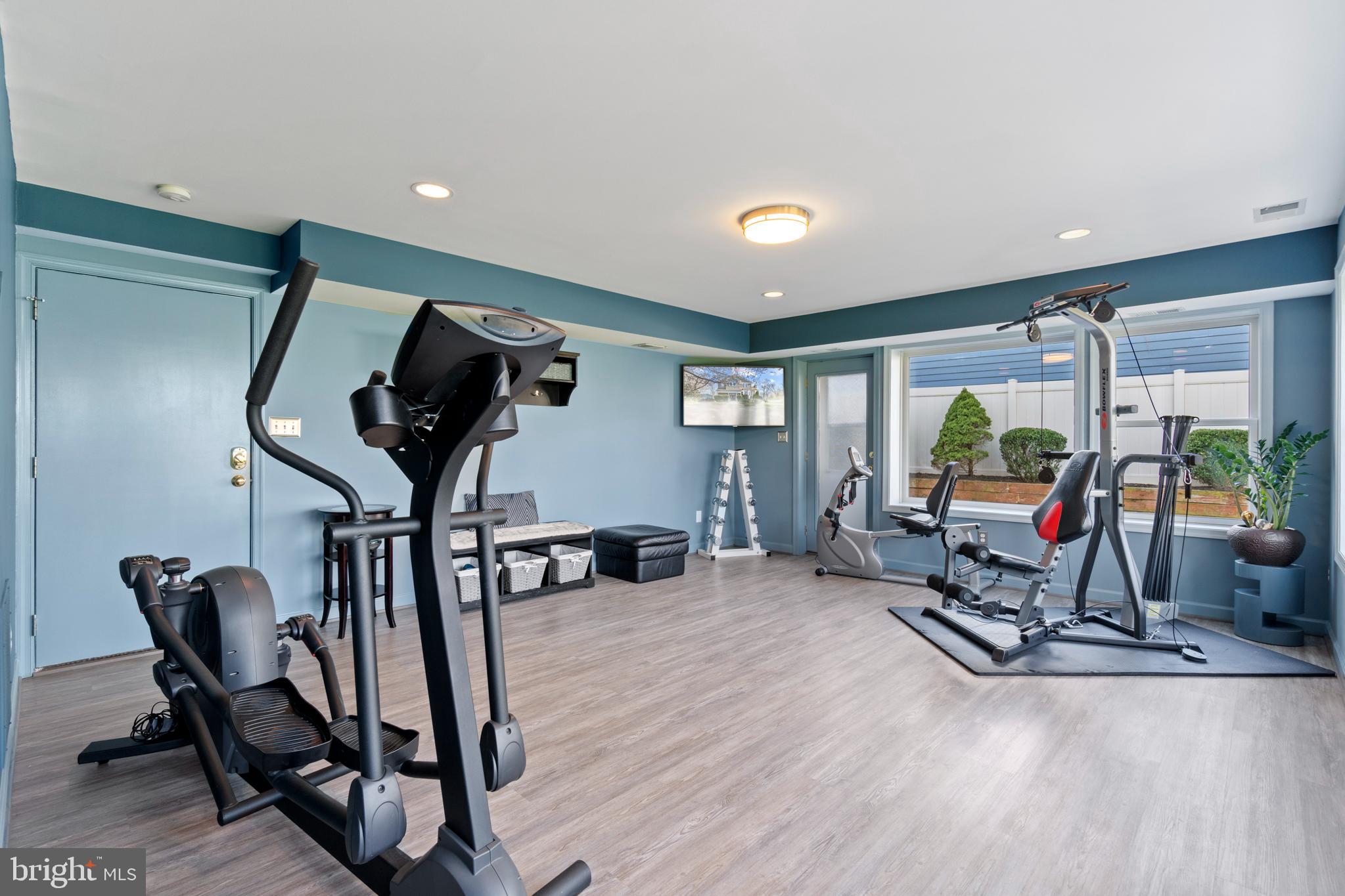 BROAD RUN FARMS - Residential