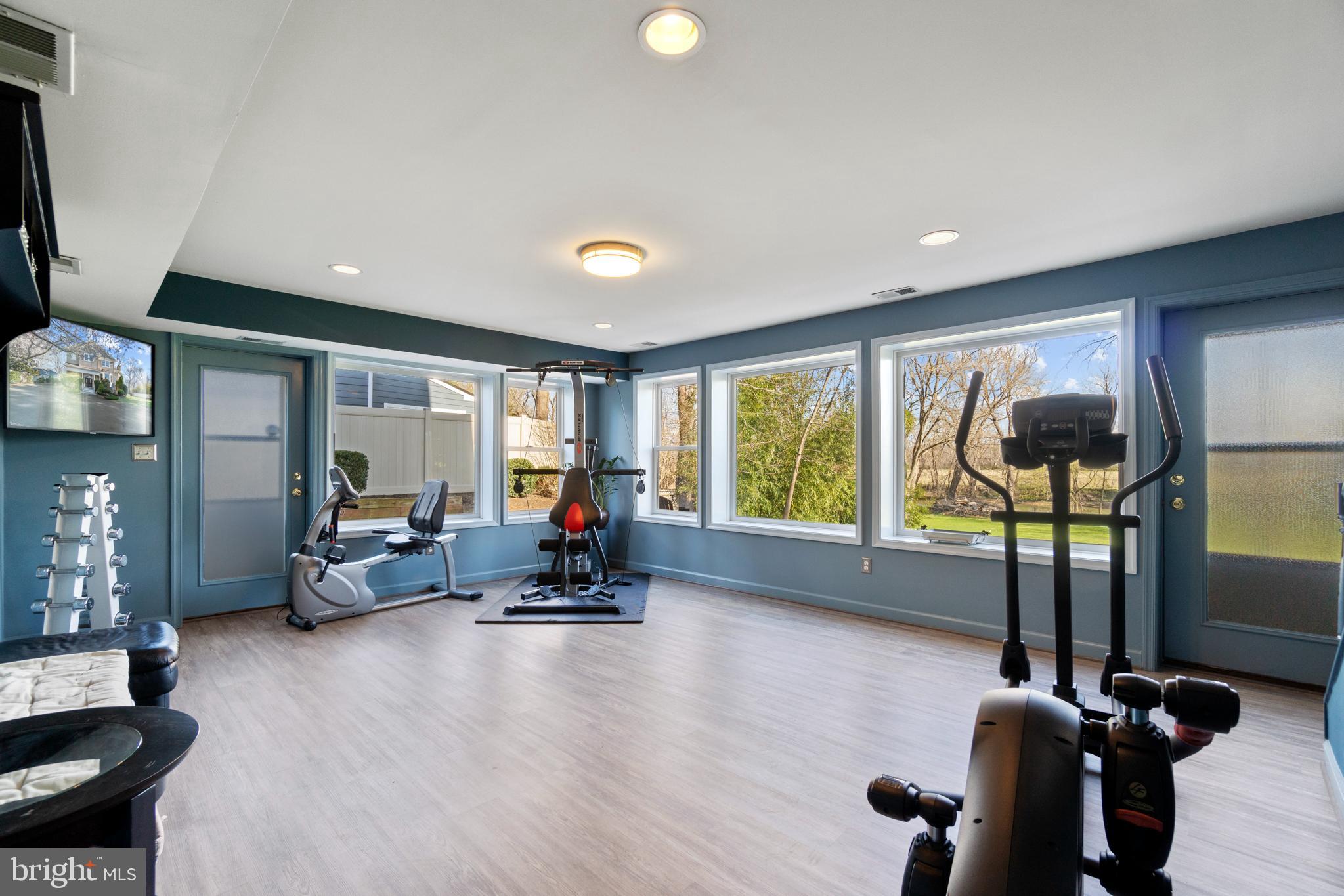 BROAD RUN FARMS - Residential