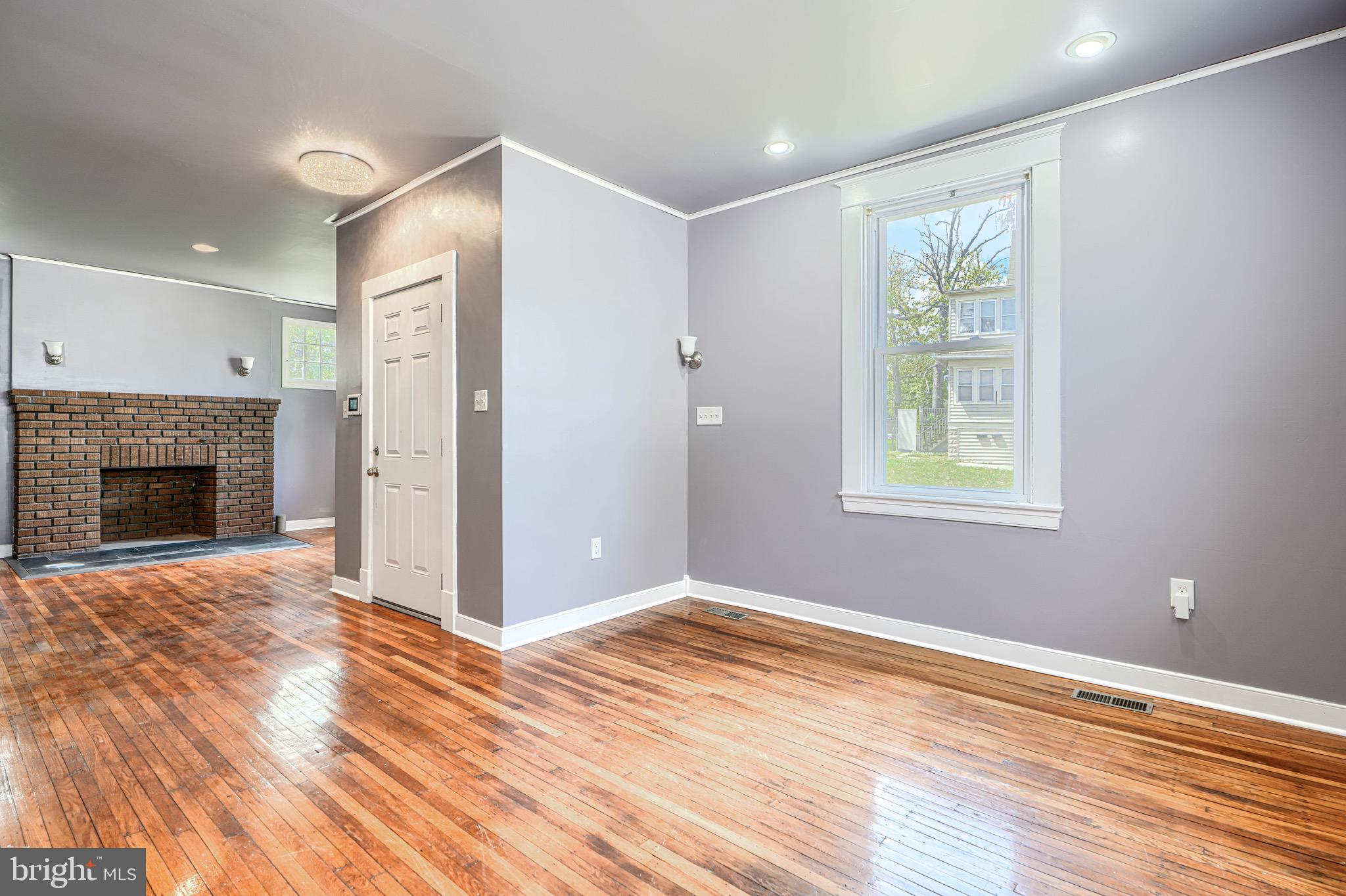 3213 VICKERS ROAD 1