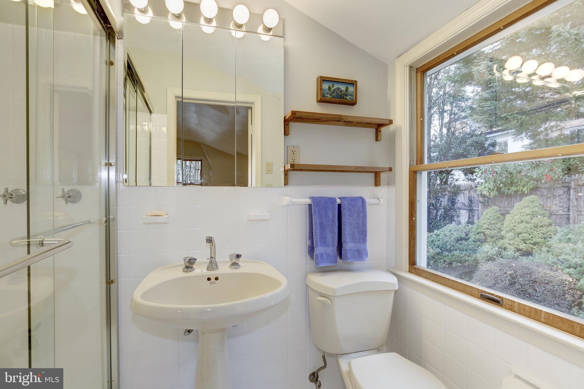 WESTMORELAND HILLS - Residential