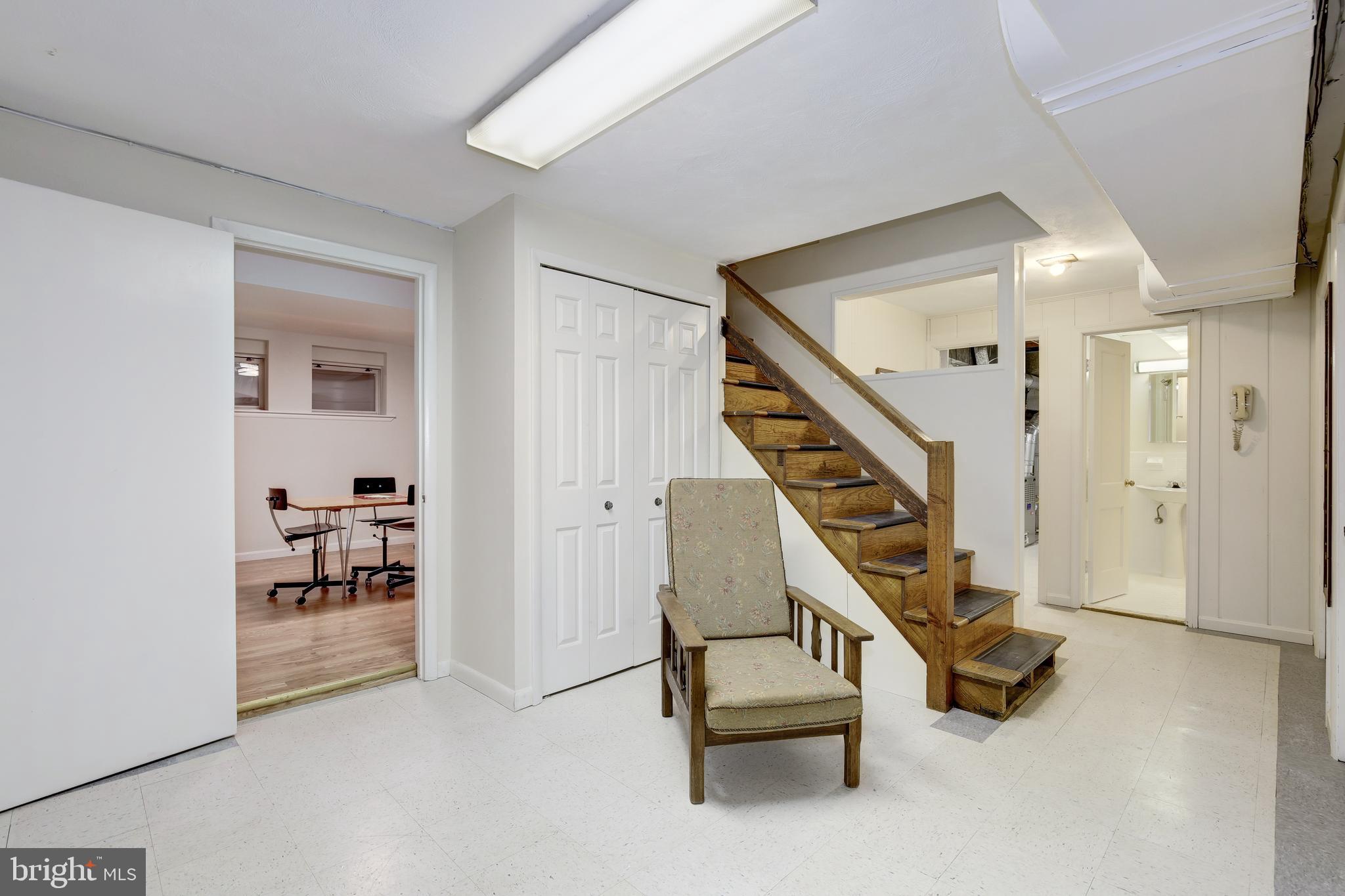 WESTMORELAND HILLS - Residential