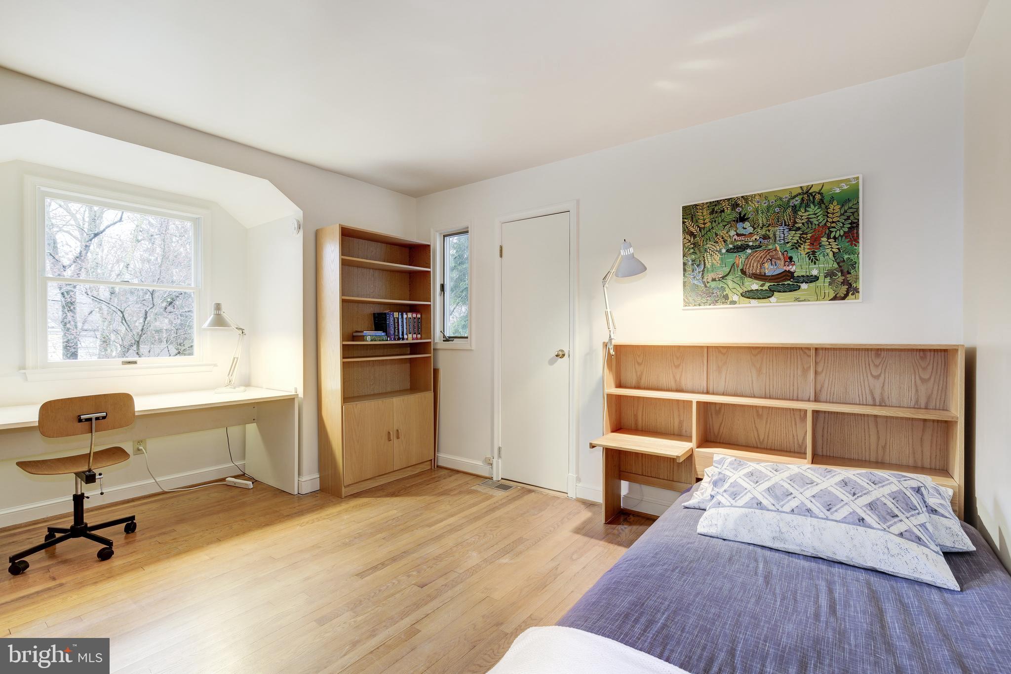 WESTMORELAND HILLS - Residential