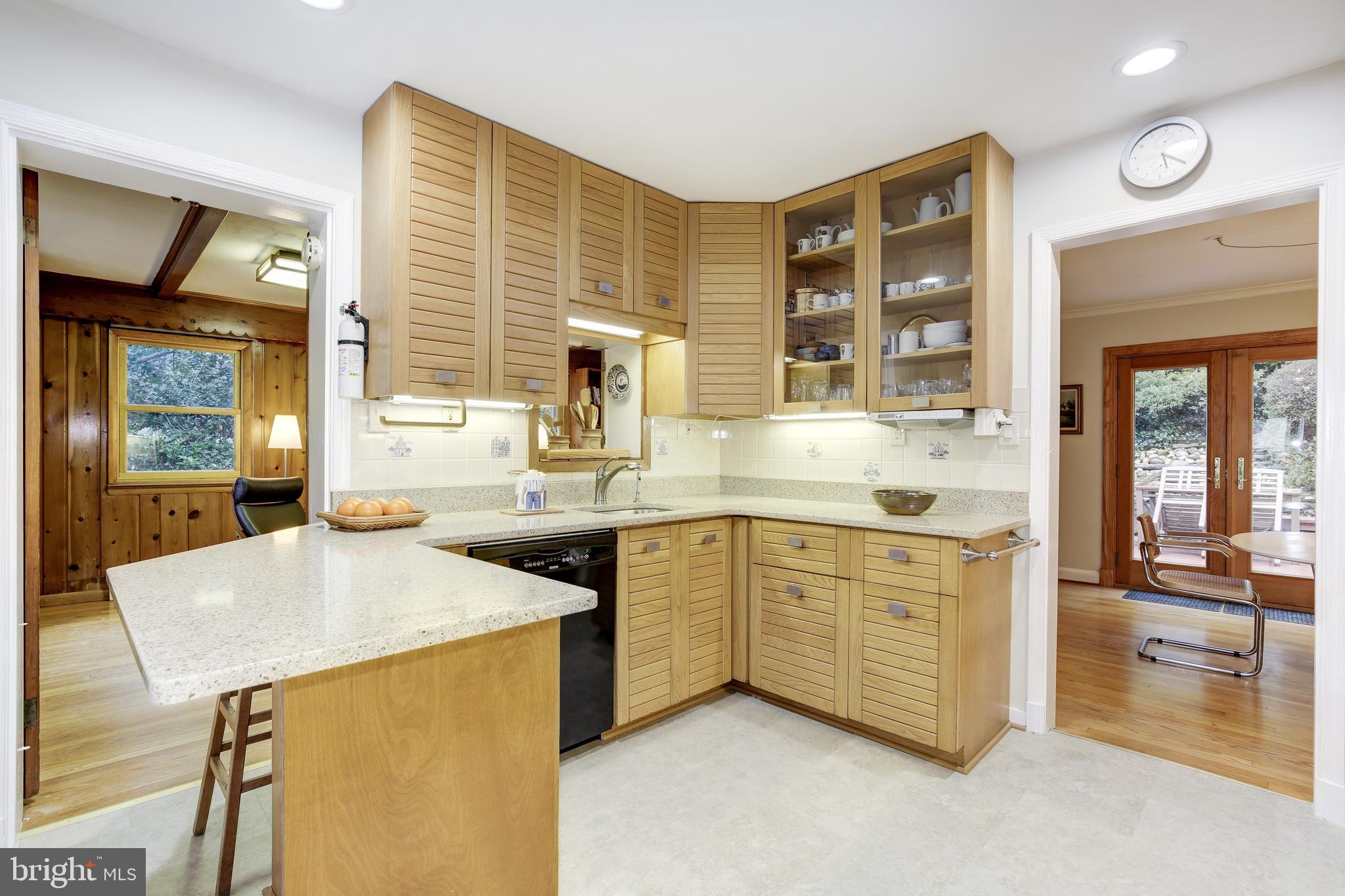 WESTMORELAND HILLS - Residential