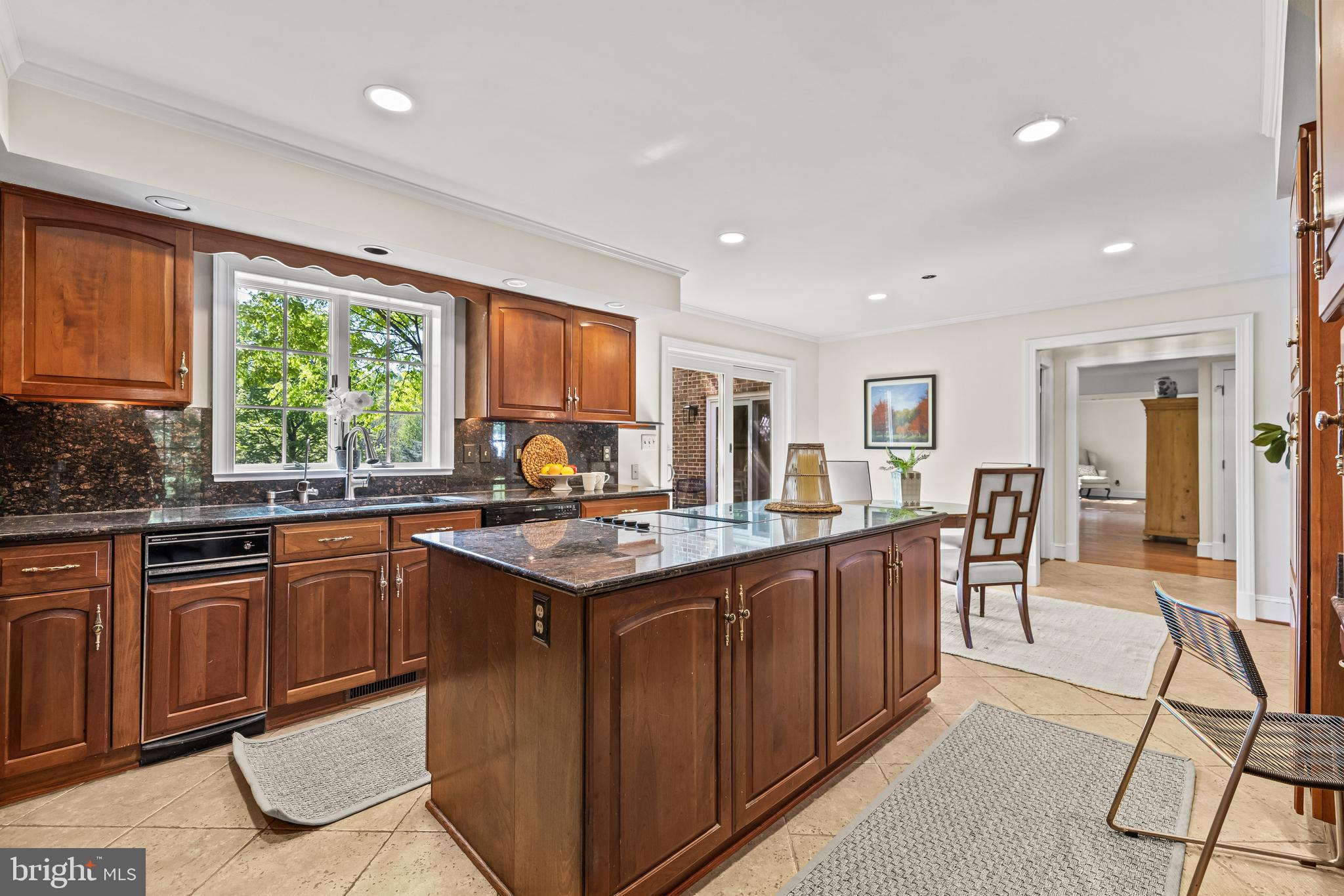 BROOKFIELD - Residential