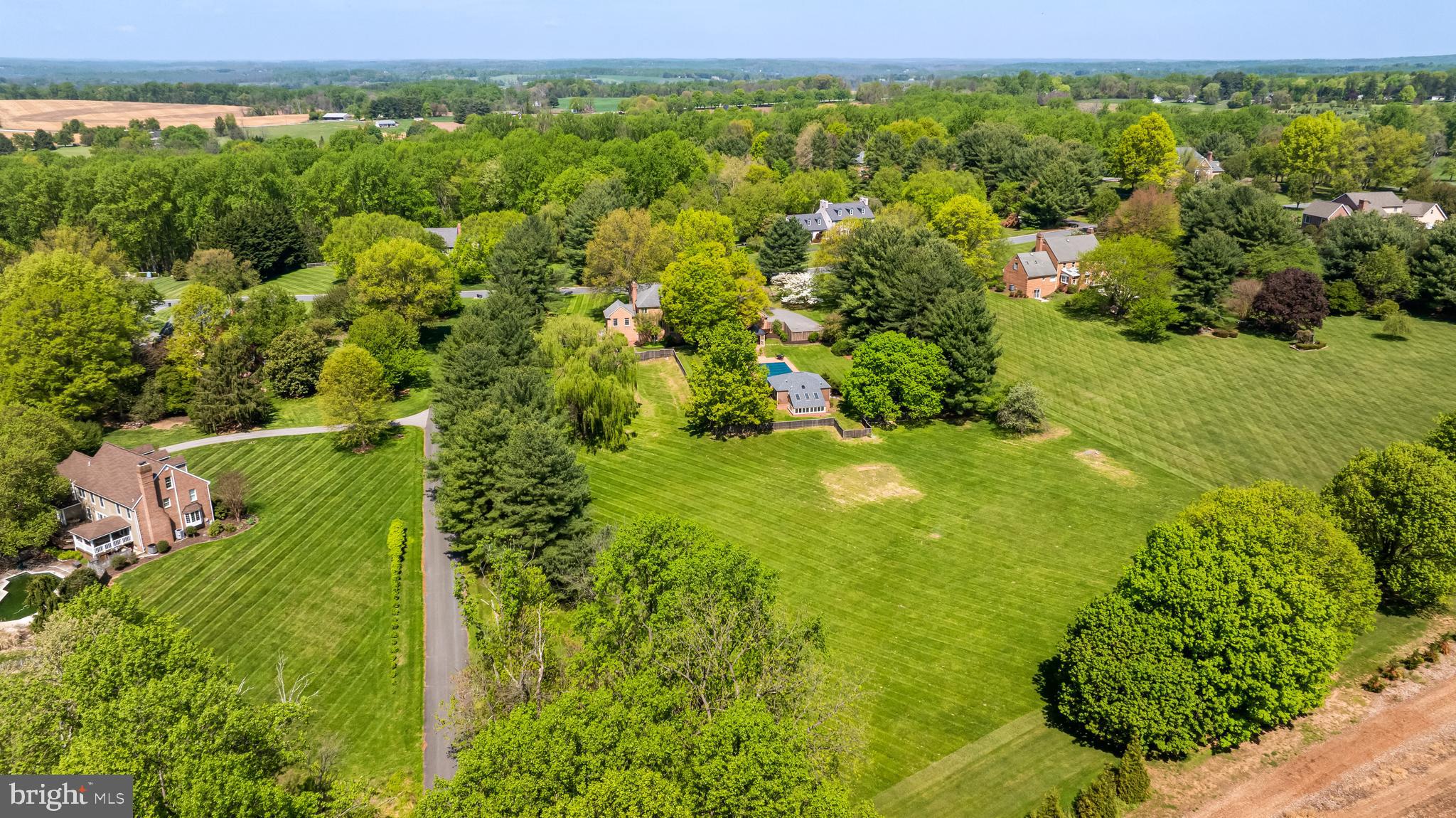 BROOKFIELD - Residential