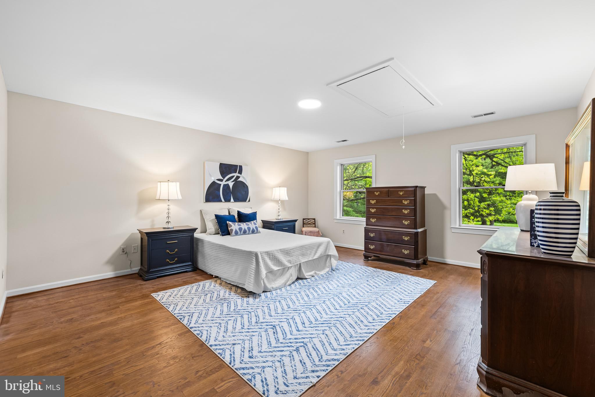 BROOKFIELD - Residential