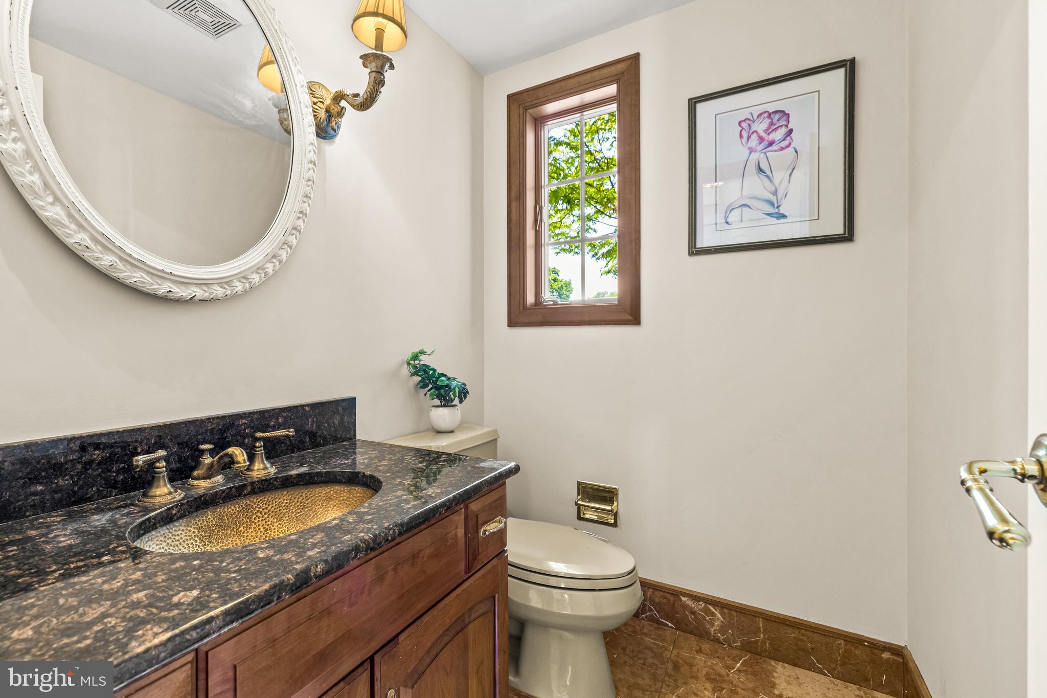 BROOKFIELD - Residential