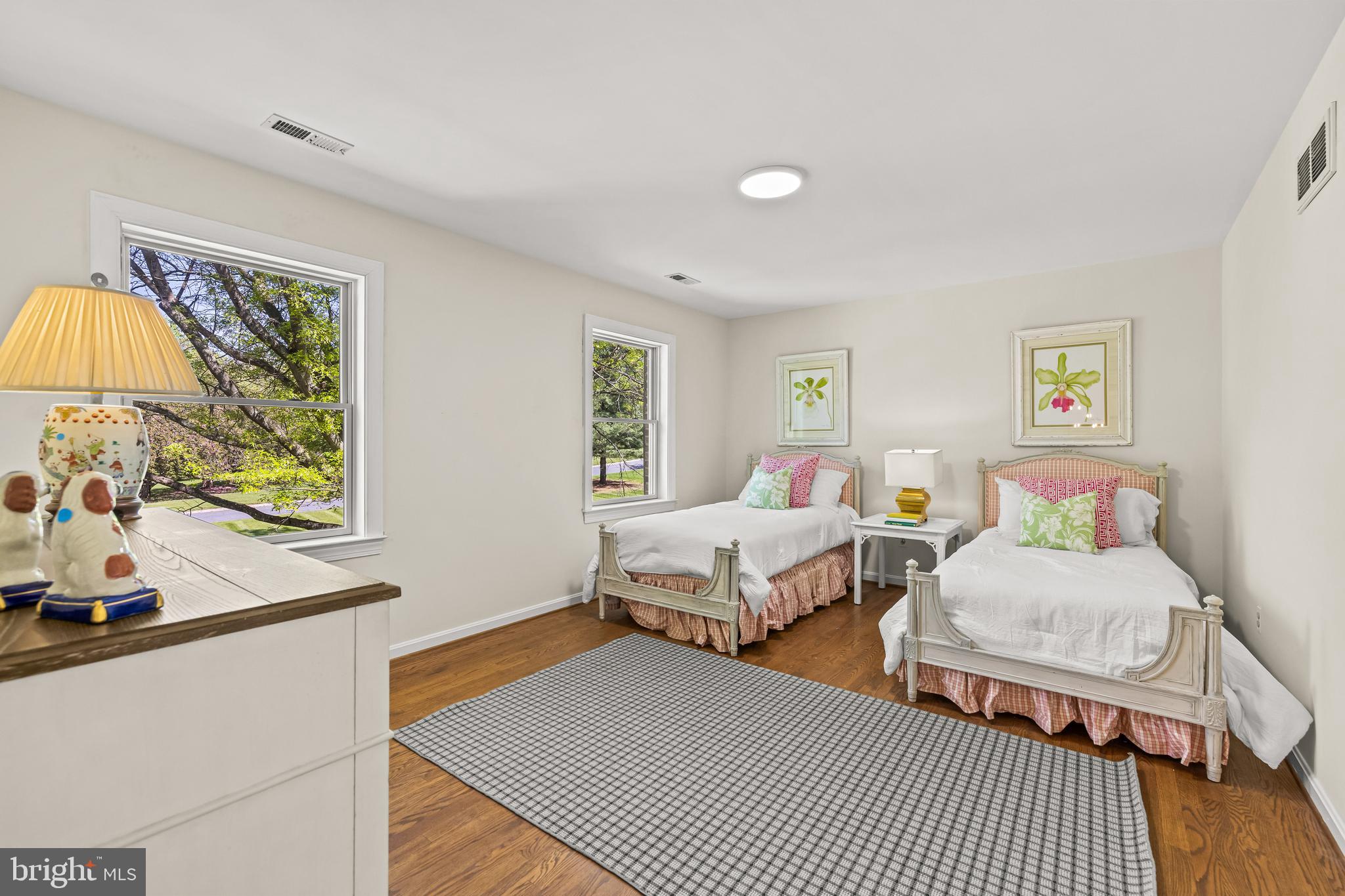 BROOKFIELD - Residential