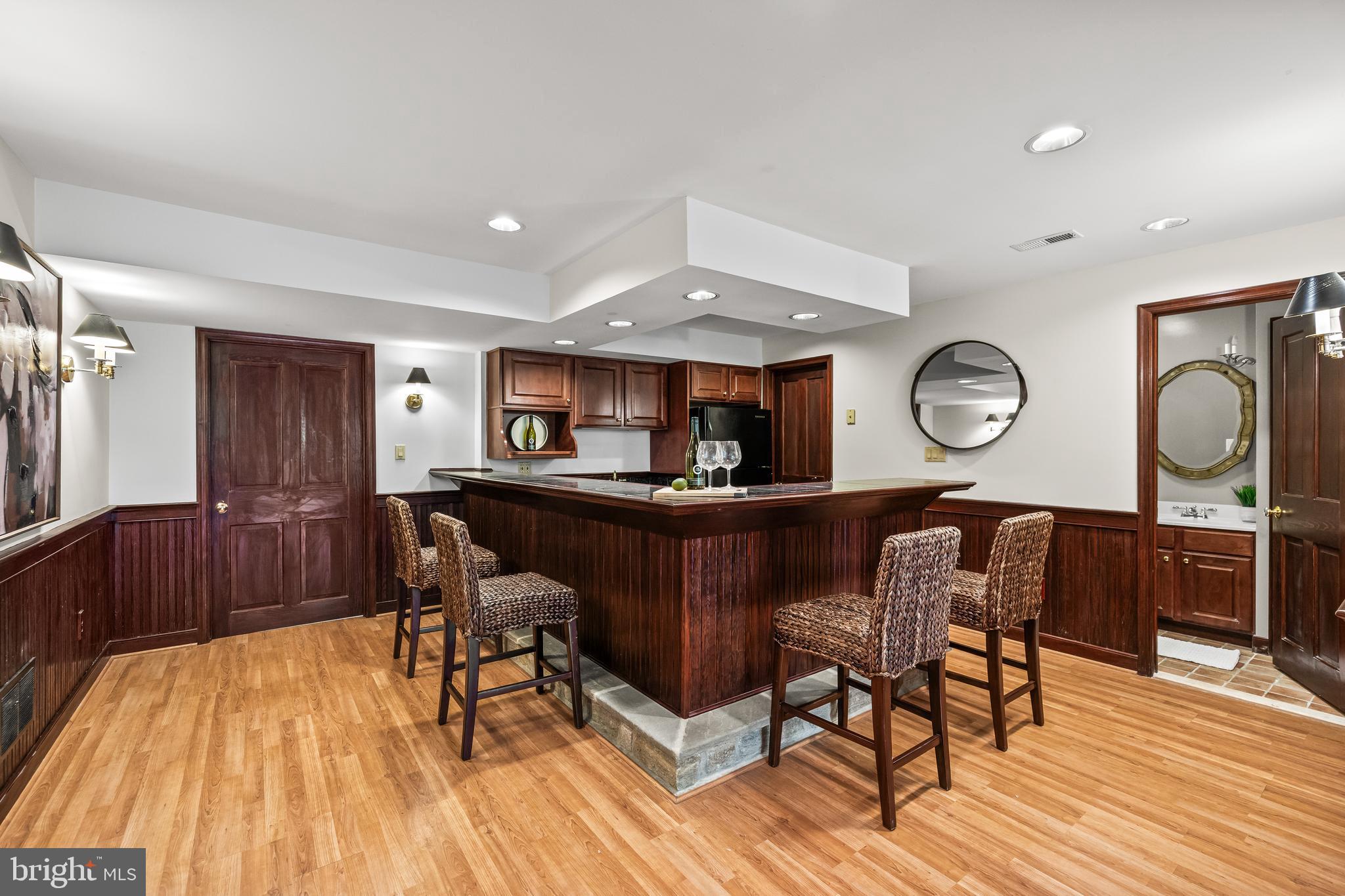 BROOKFIELD - Residential
