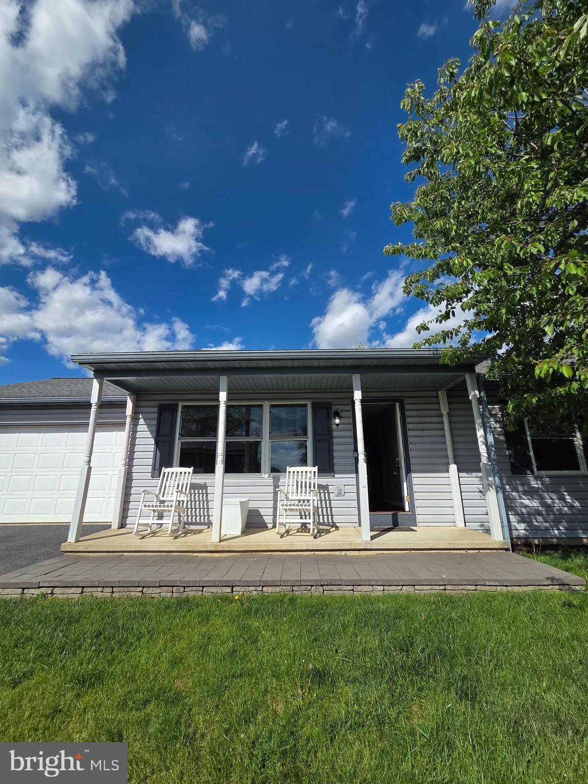272 HOPE DRIVE