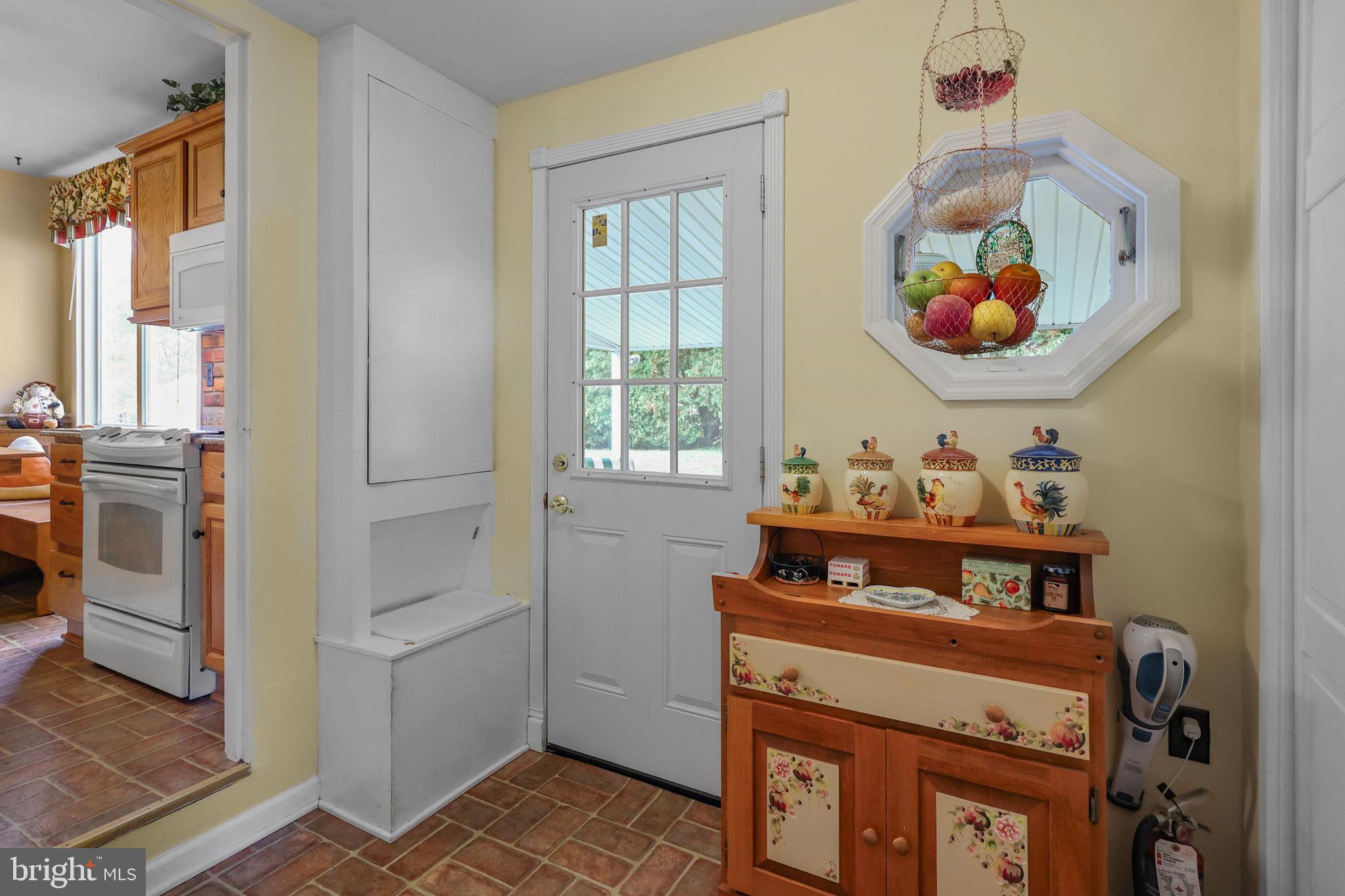 CHURCHVILLE MANOR - Residential