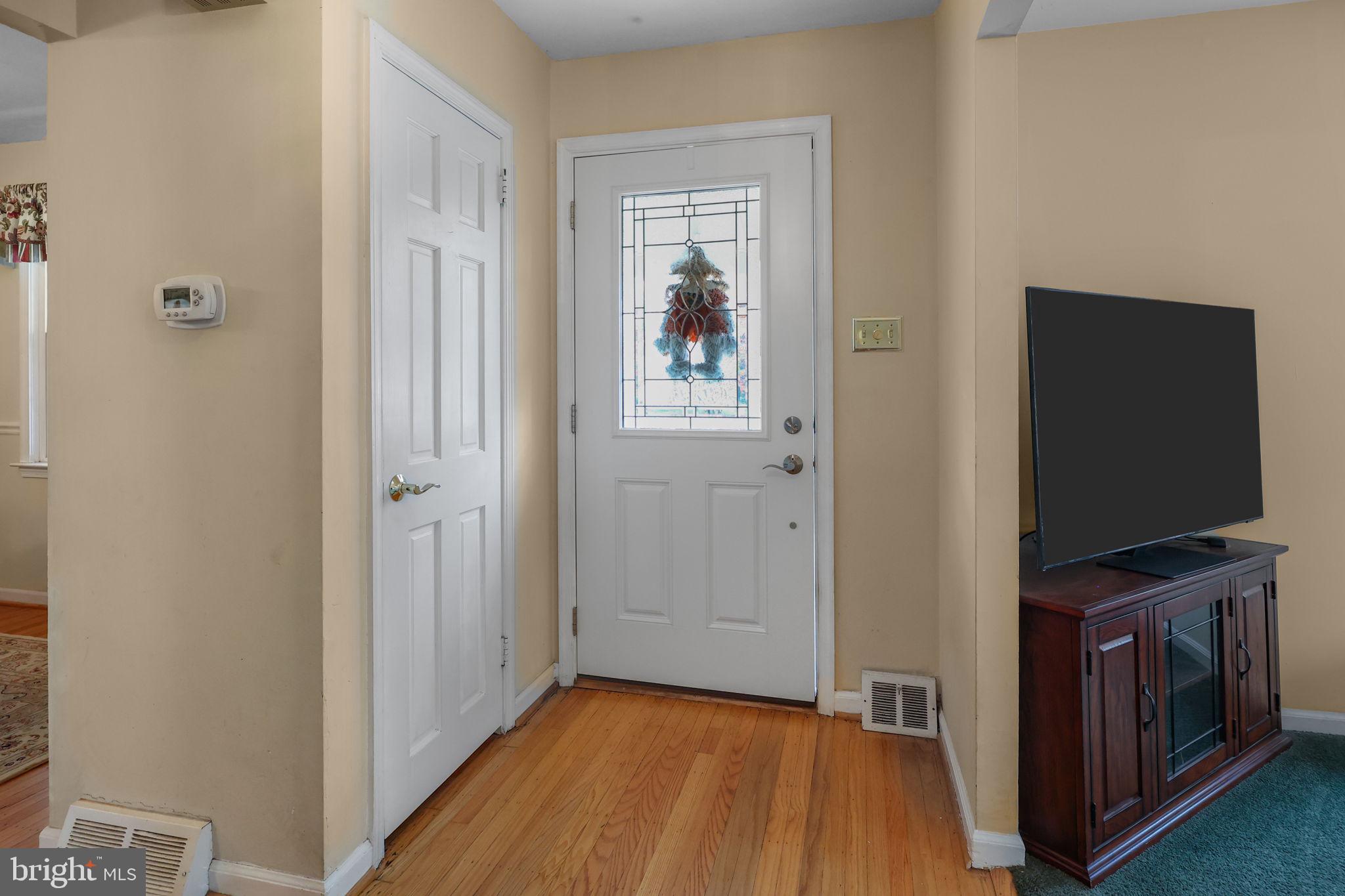 CHURCHVILLE MANOR - Residential