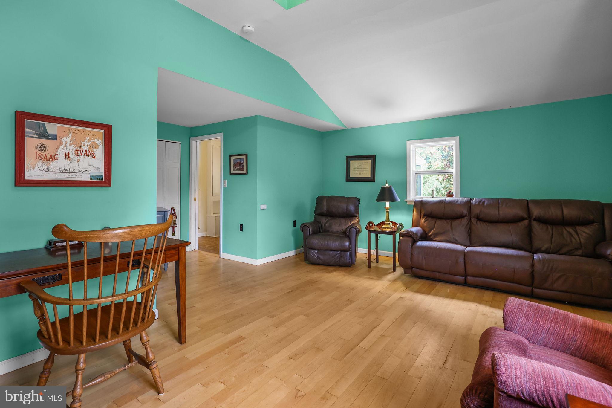 CHURCHVILLE MANOR - Residential