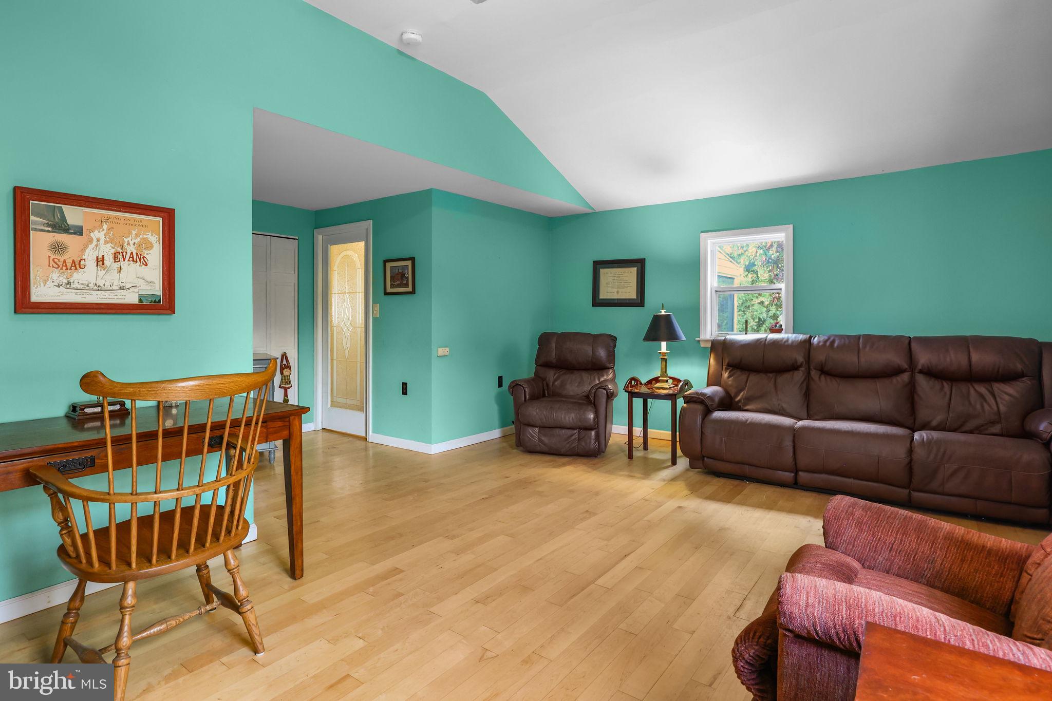 CHURCHVILLE MANOR - Residential