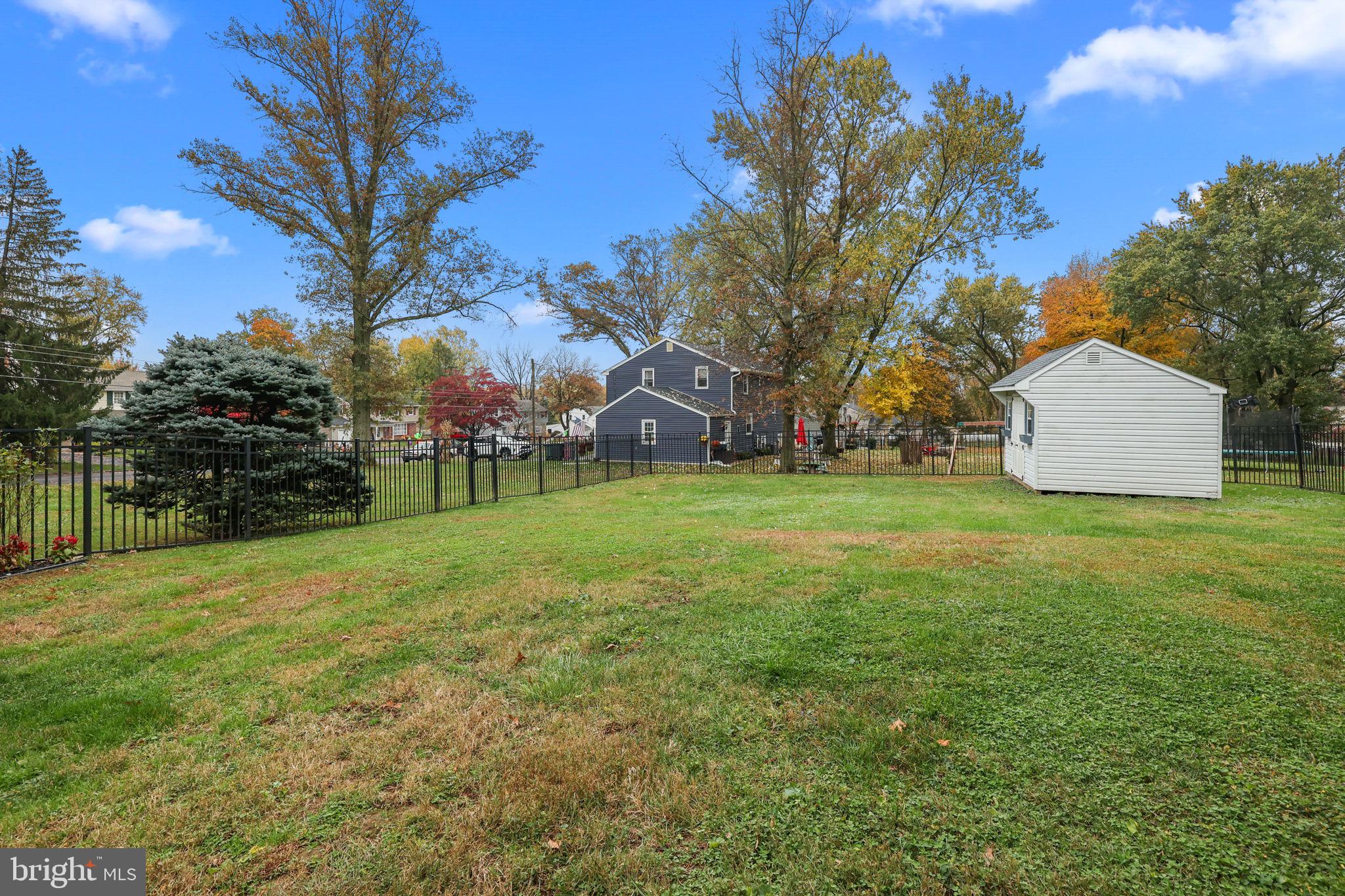 CHURCHVILLE MANOR - Residential