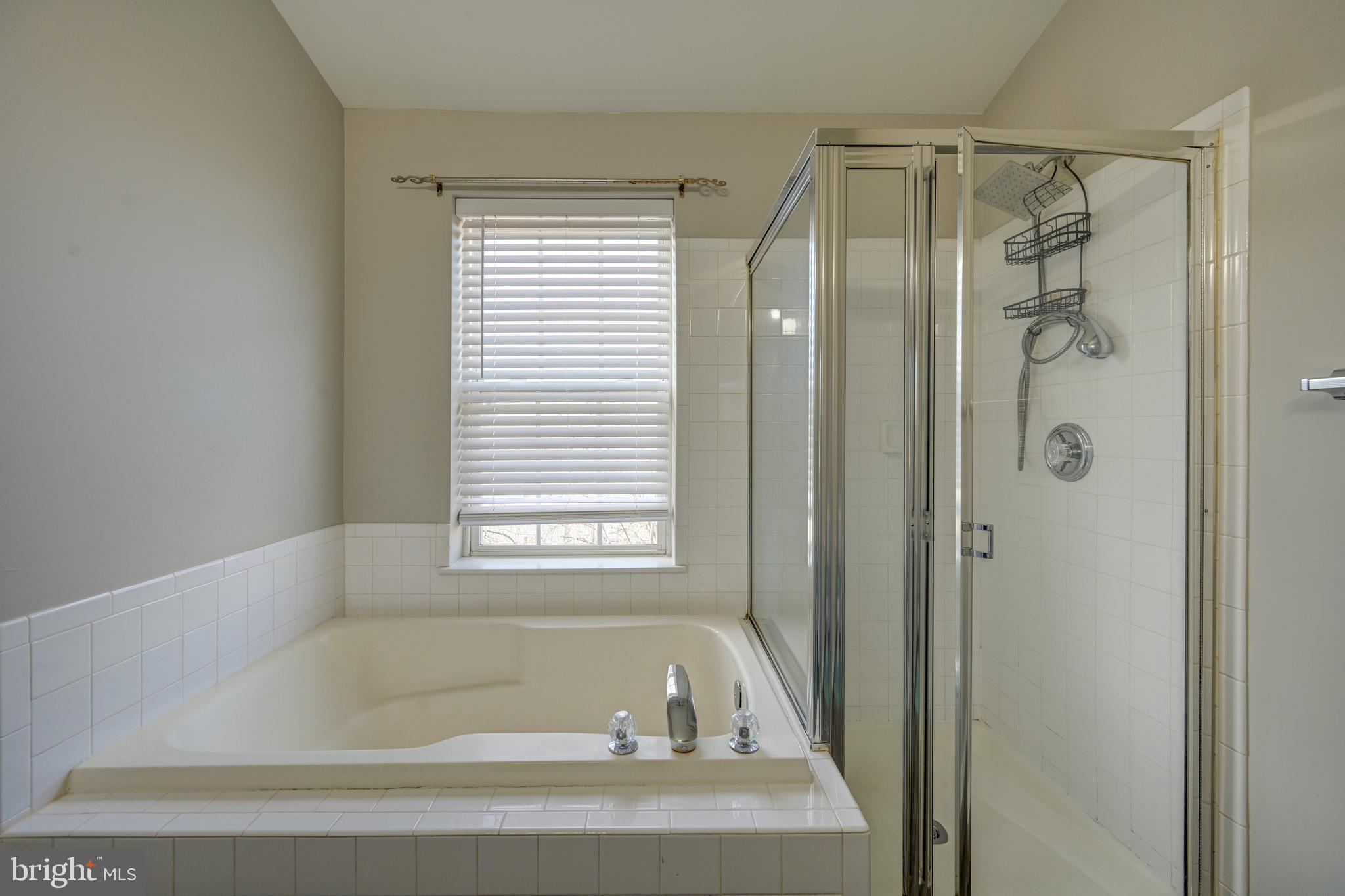 LYONS GATE - Residential Lease