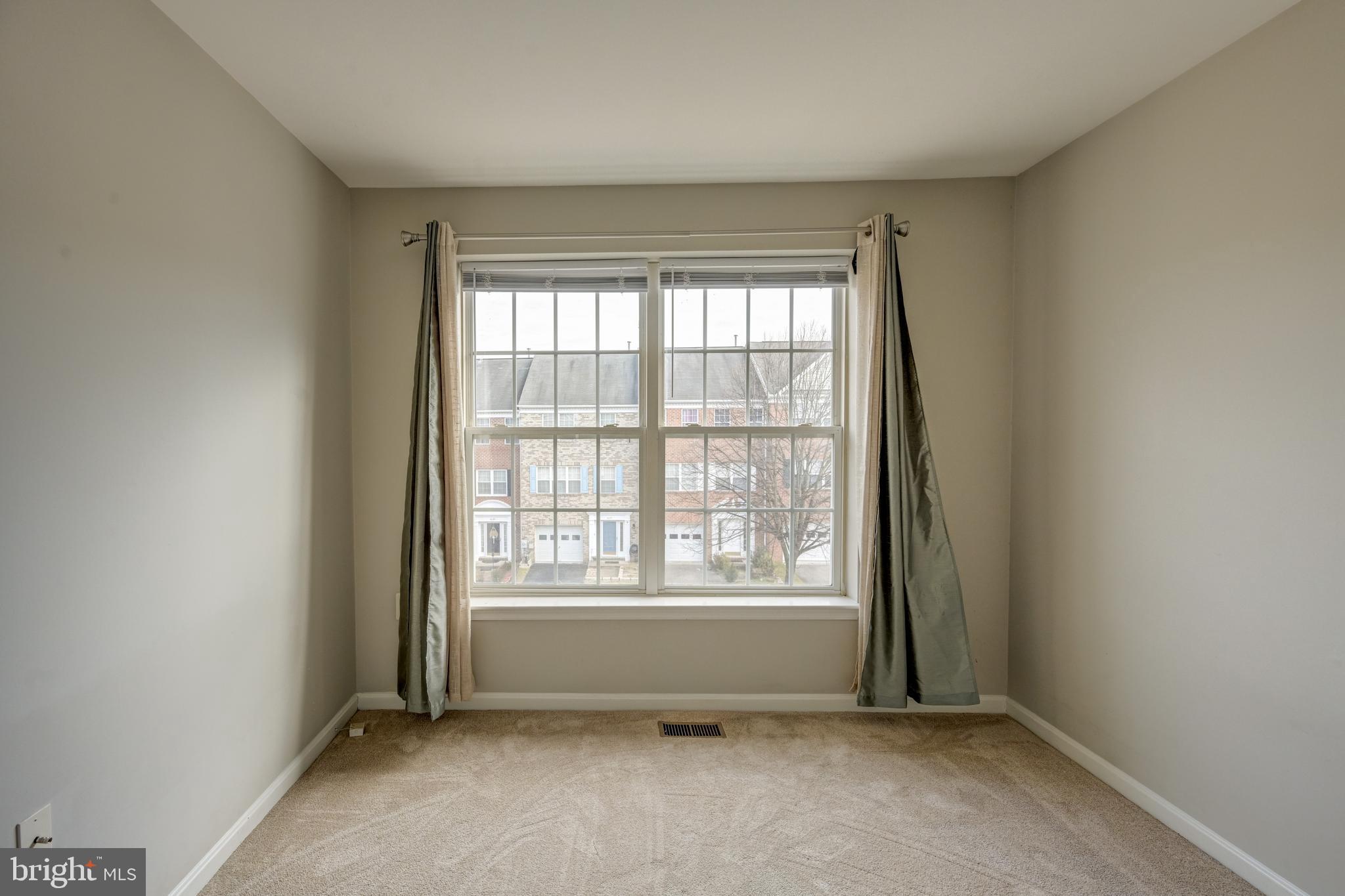 LYONS GATE - Residential Lease