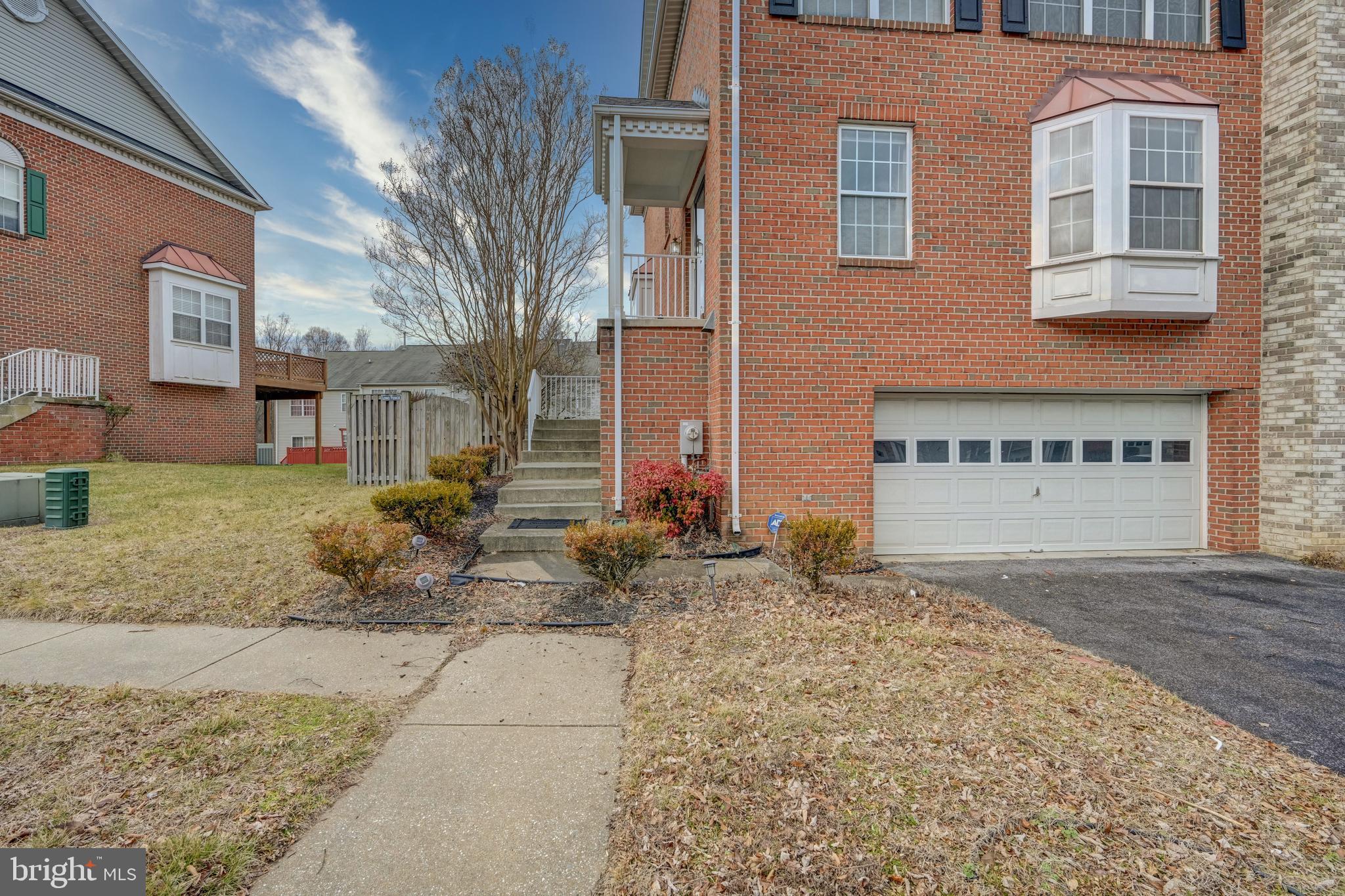 LYONS GATE - Residential Lease