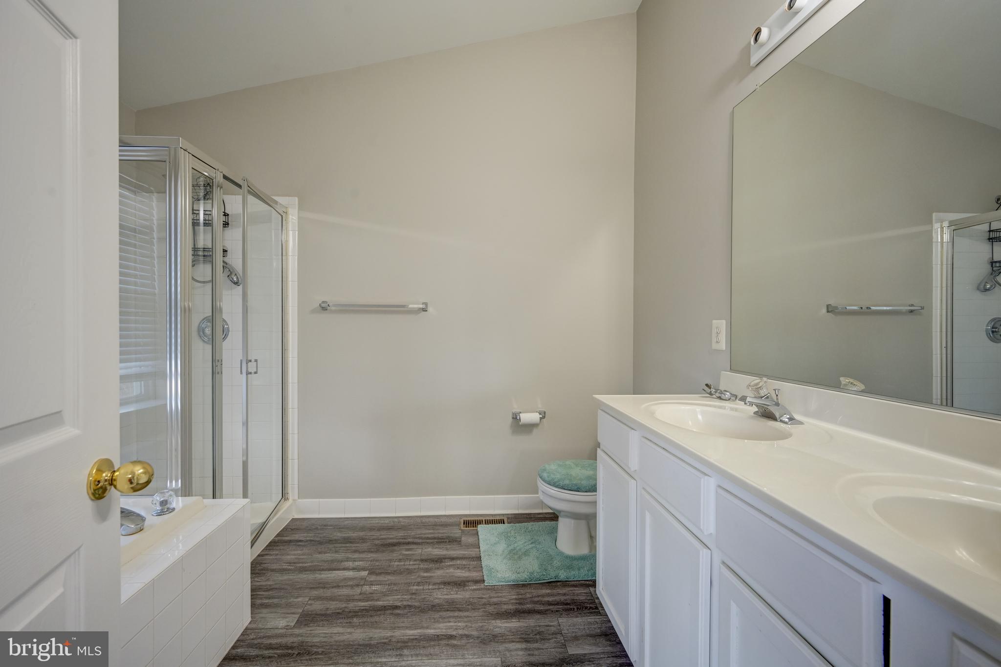 LYONS GATE - Residential Lease