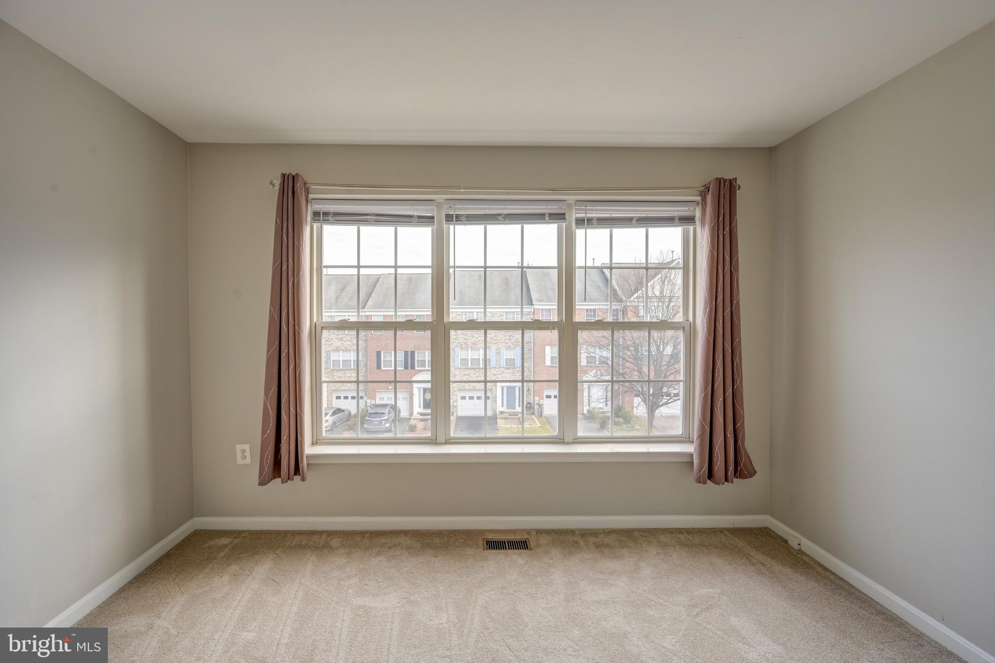 LYONS GATE - Residential Lease