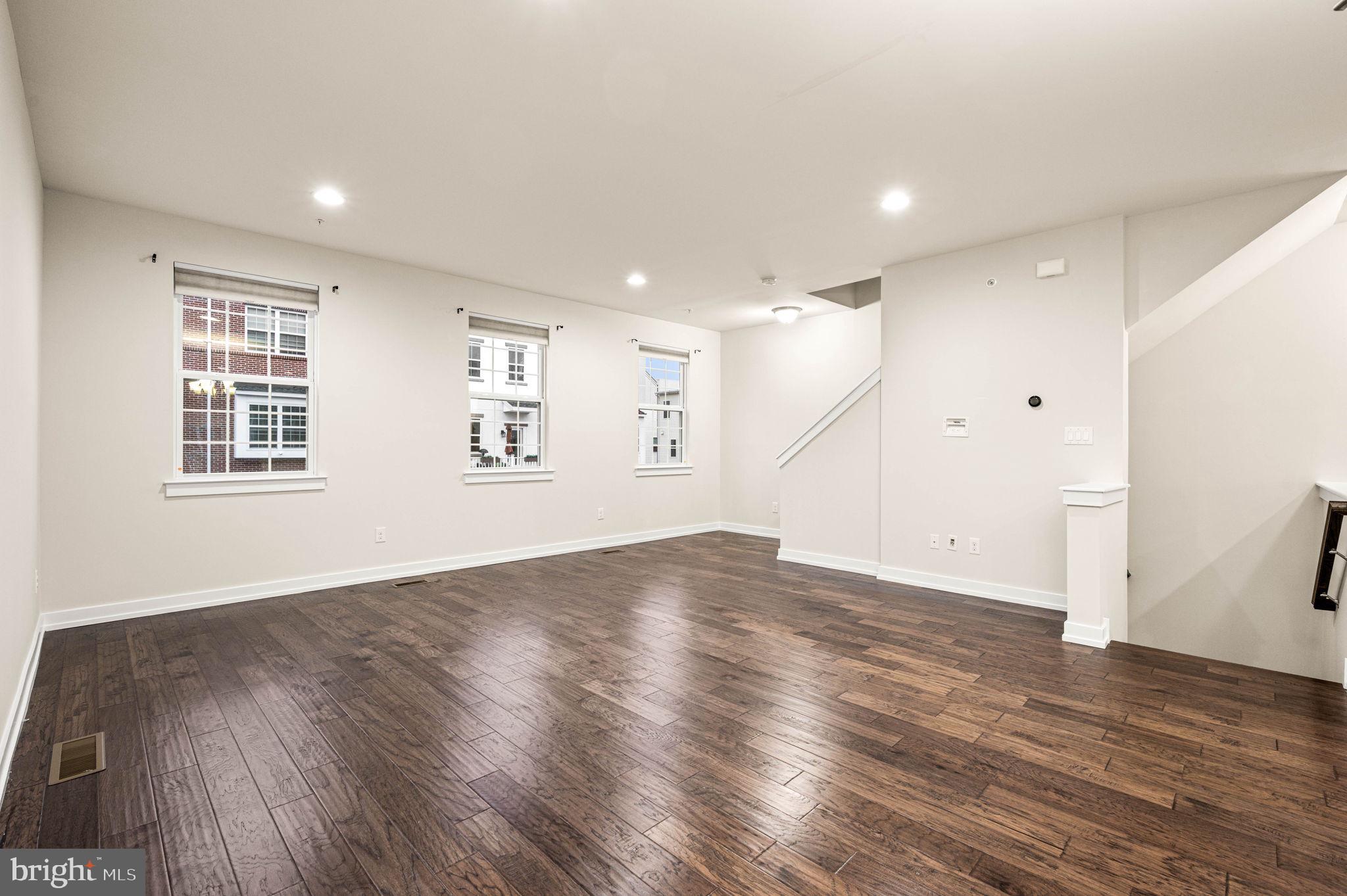 WATERSIDE - Residential Lease