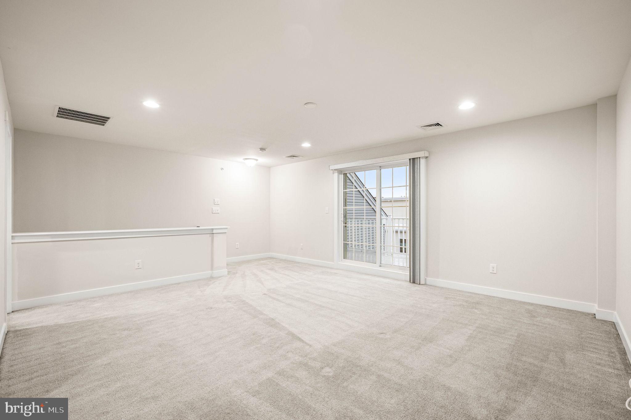 WATERSIDE - Residential Lease