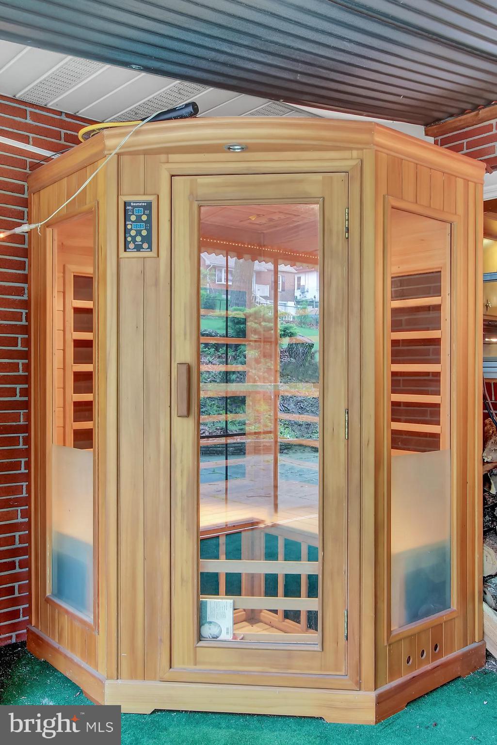 MOUNT PENN HEIGHTS - Residential