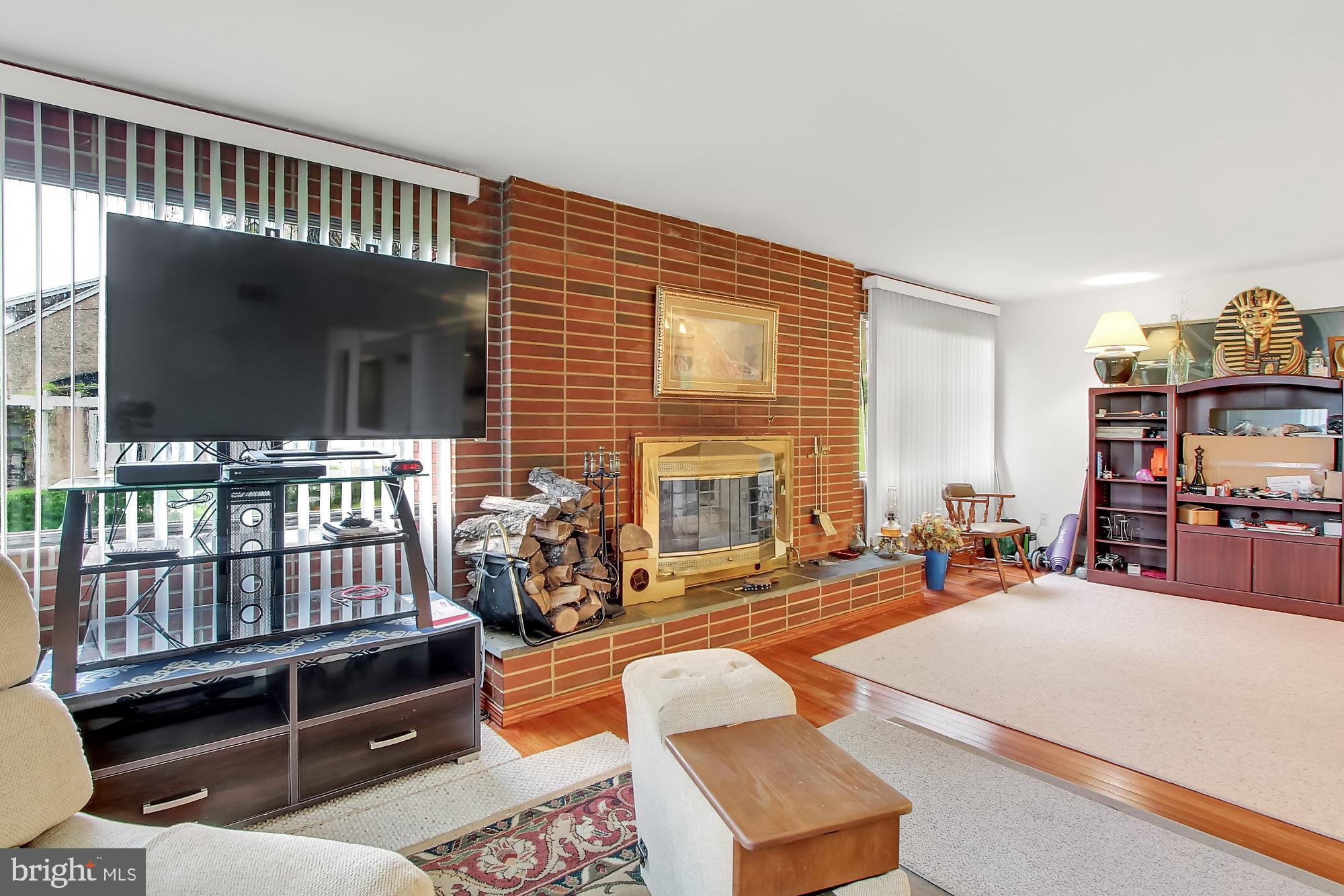 MOUNT PENN HEIGHTS - Residential