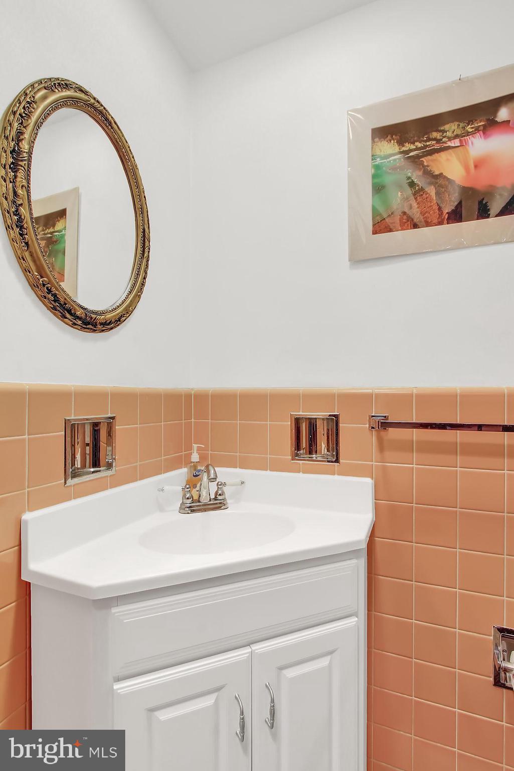 MOUNT PENN HEIGHTS - Residential