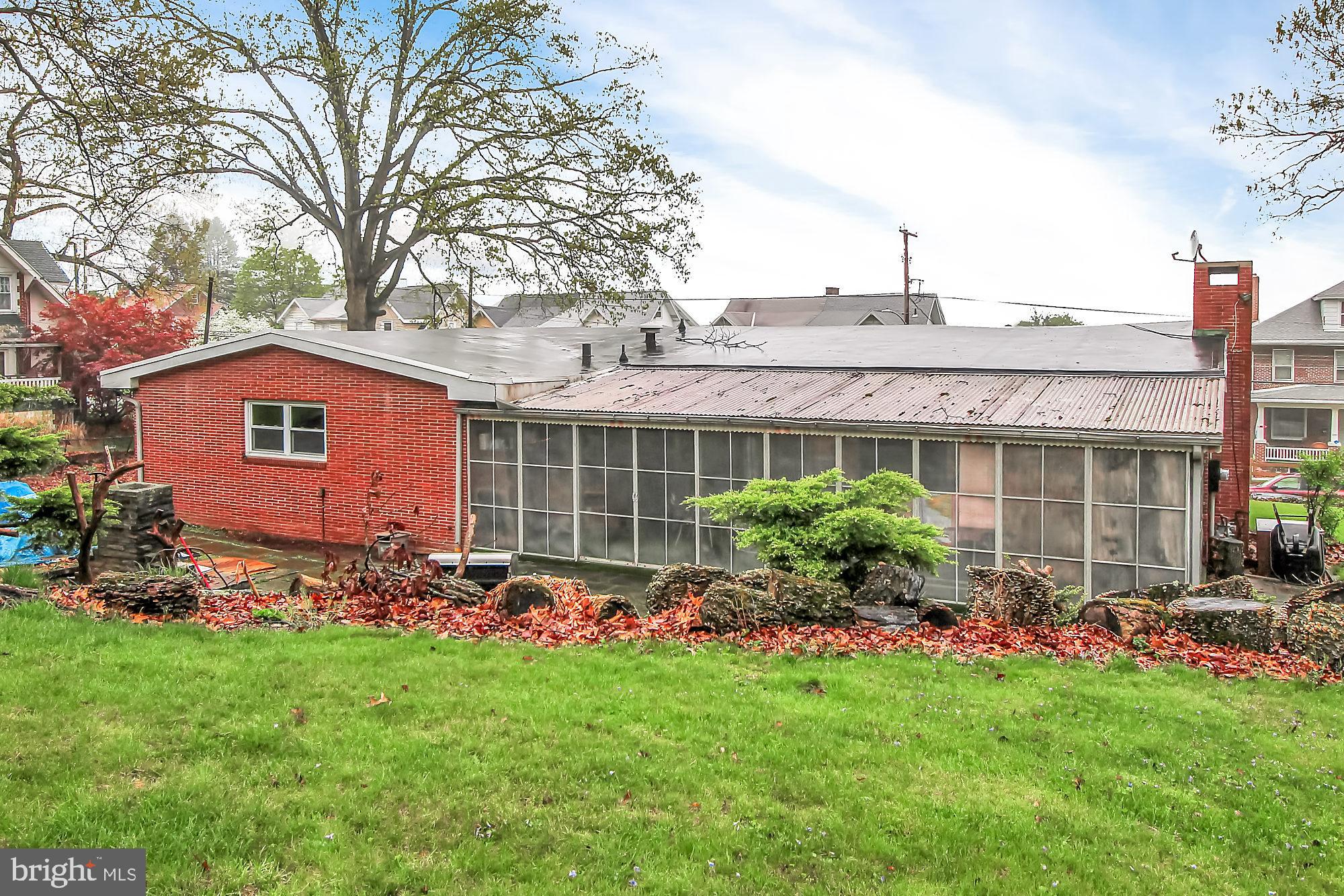 MOUNT PENN HEIGHTS - Residential