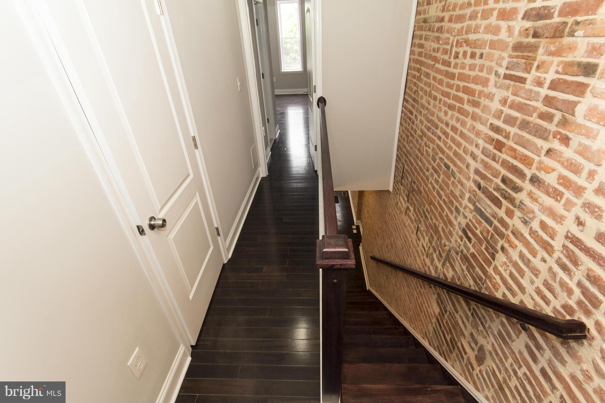 LOCUST POINT - Residential