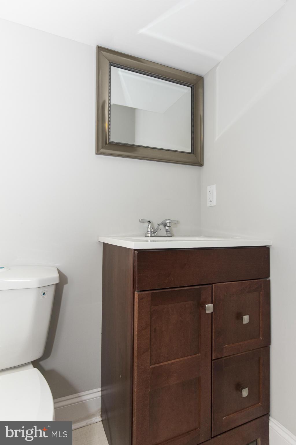 LOCUST POINT - Residential