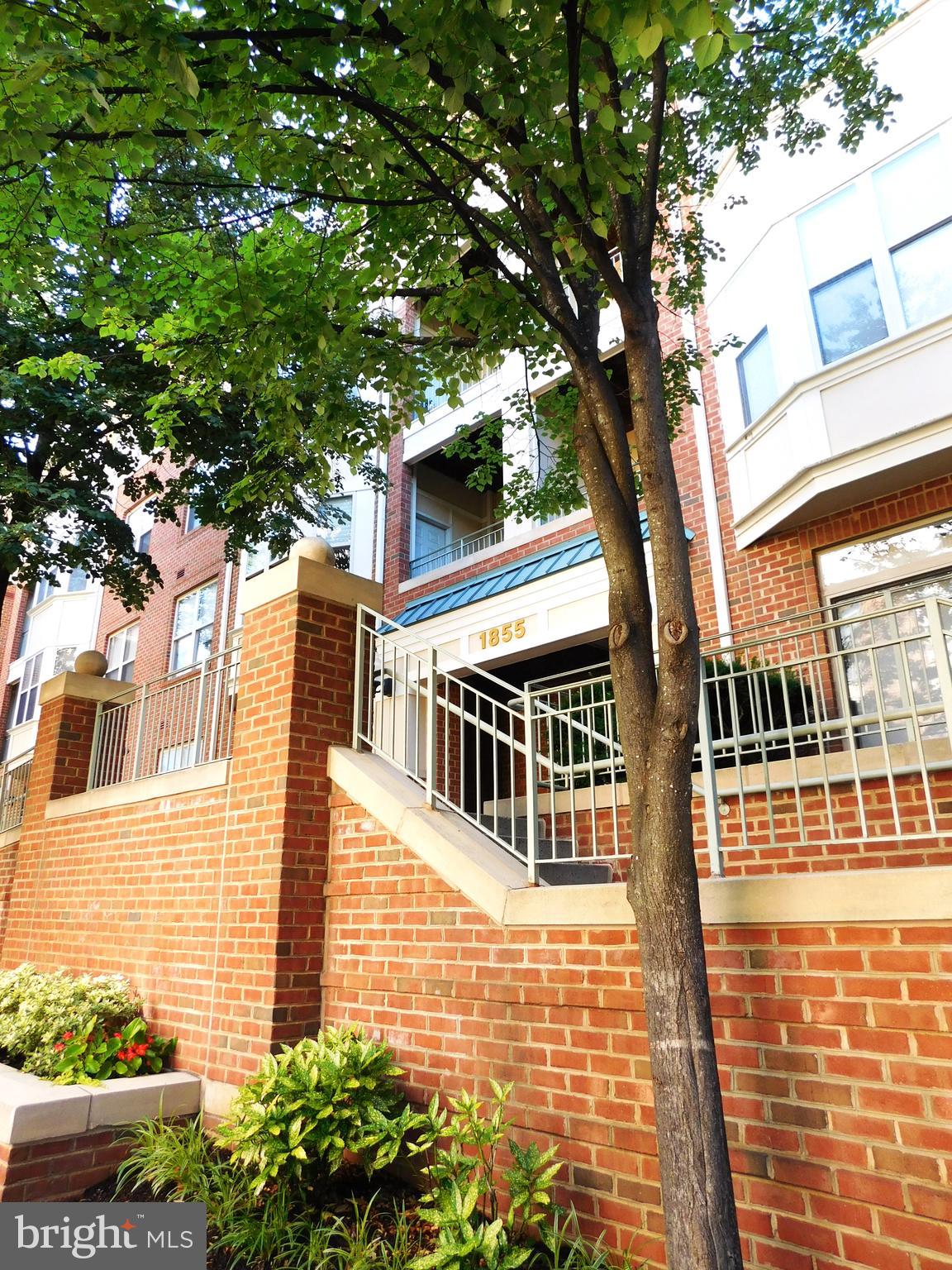 1855 STRATFORD PARK PLACE 103