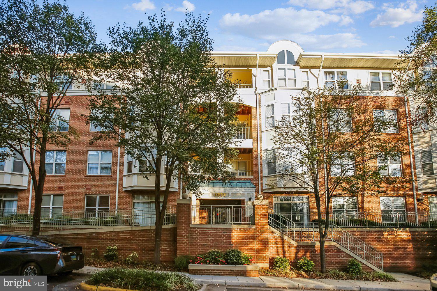 1855 STRATFORD PARK PLACE 103