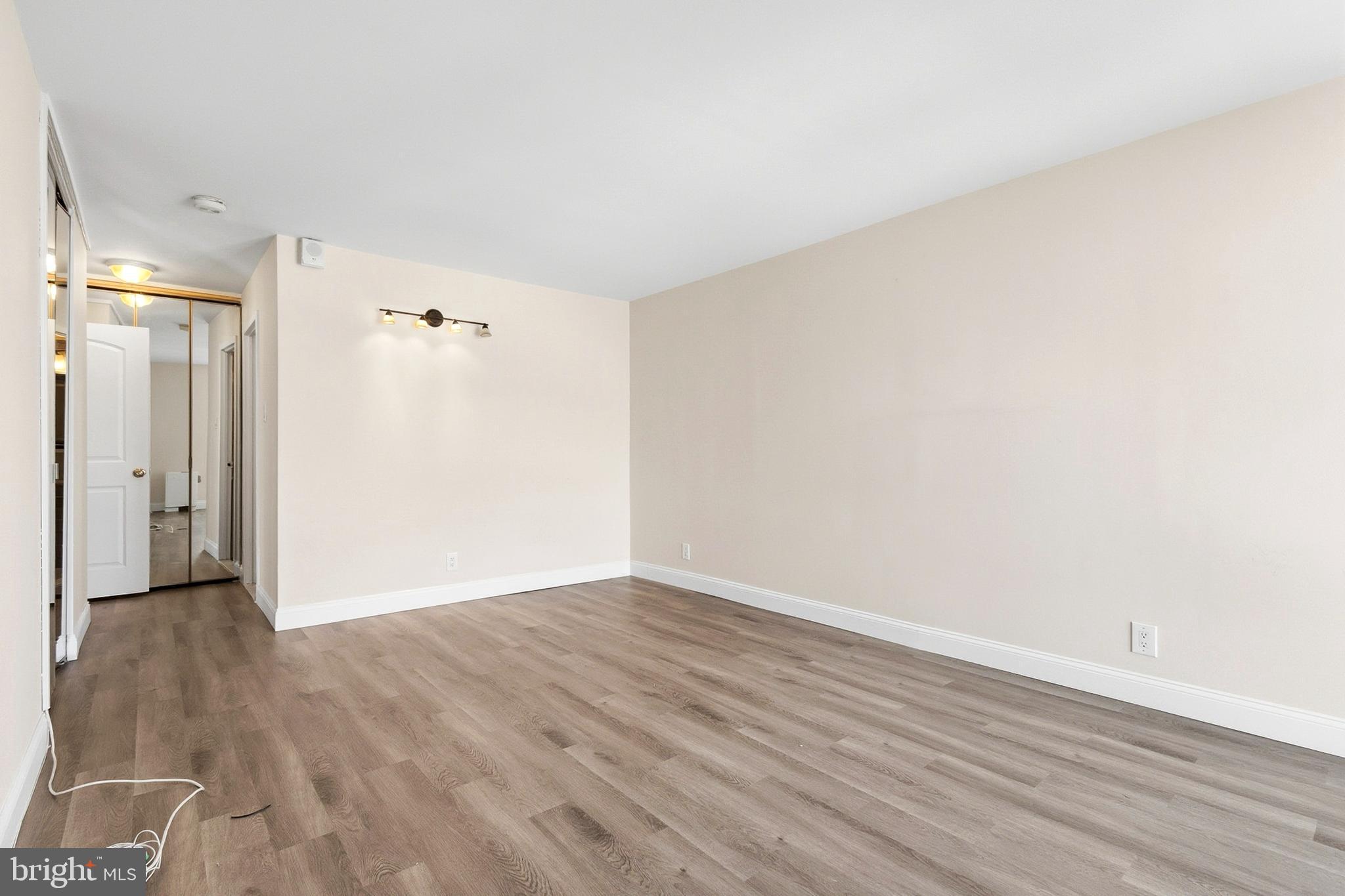 WYNNEFIELD HEIGHTS - Residential